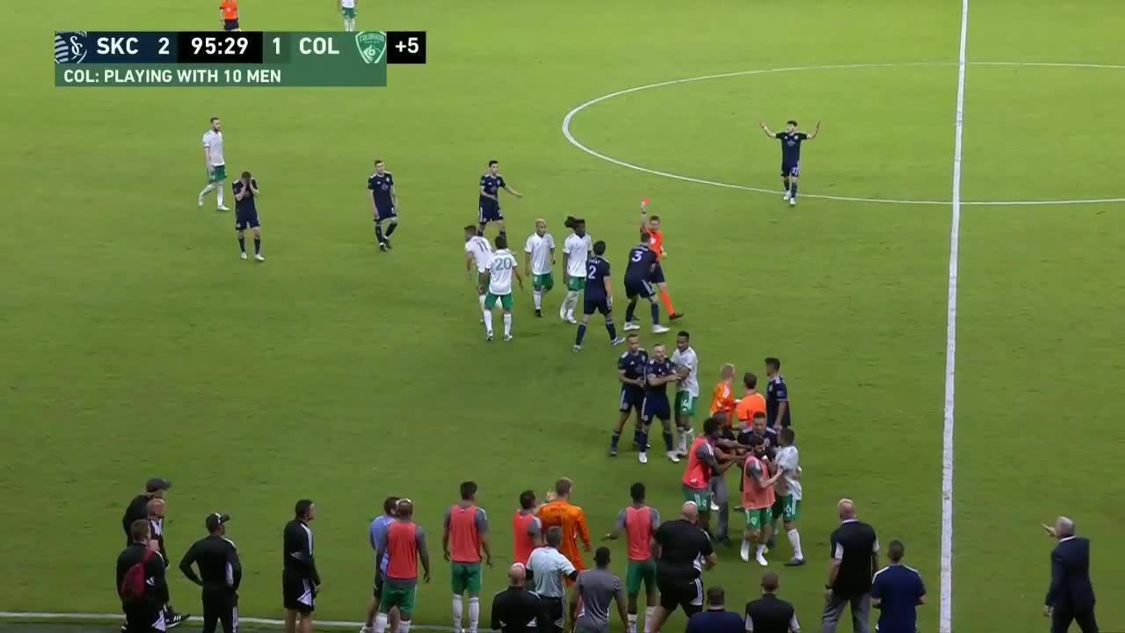 Copertina di MLS, nervi tesi in Kansas City-Colorado: rissa nel finale e 4 espulsi (VIDEO)