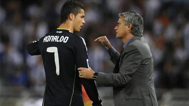 /images/m/o/d/modric-mourinho-cr7.jpg