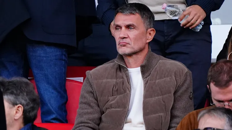 /images/m/o/n/monza-v-as-roma-serie-a-paolo-maldini-father-of-daniel-maldini-ac-monza-is-present-during-the-italian-championship-serie-a-football-match-between-ac-monza-and-as-roma-at-u-power-stadium-in-monza-italy-on-october-6-2024-monza-italy-copyright-xlucaxrossinix-originalfilenamerossini-acmonzav241006npujmjpgjpg_1755161448447.jpg