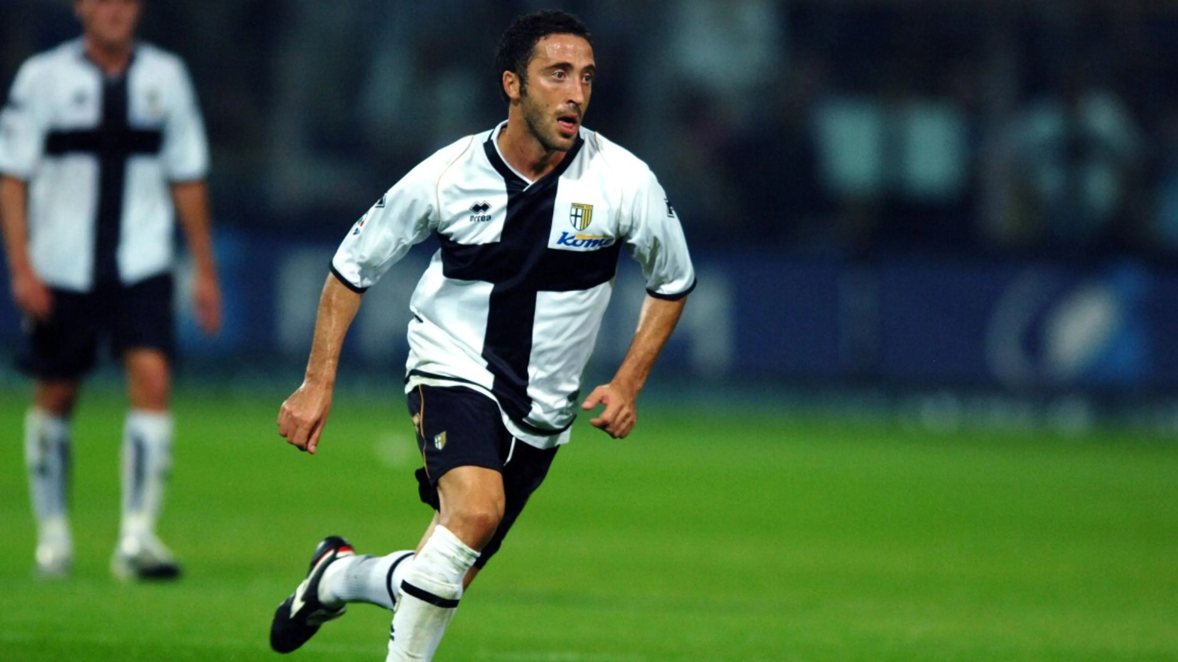 Copertina di CHE FINE HANNO FATTO? Da talento puro a imprenditore della ristorazione: la nuova vita di Domenico Morfeo