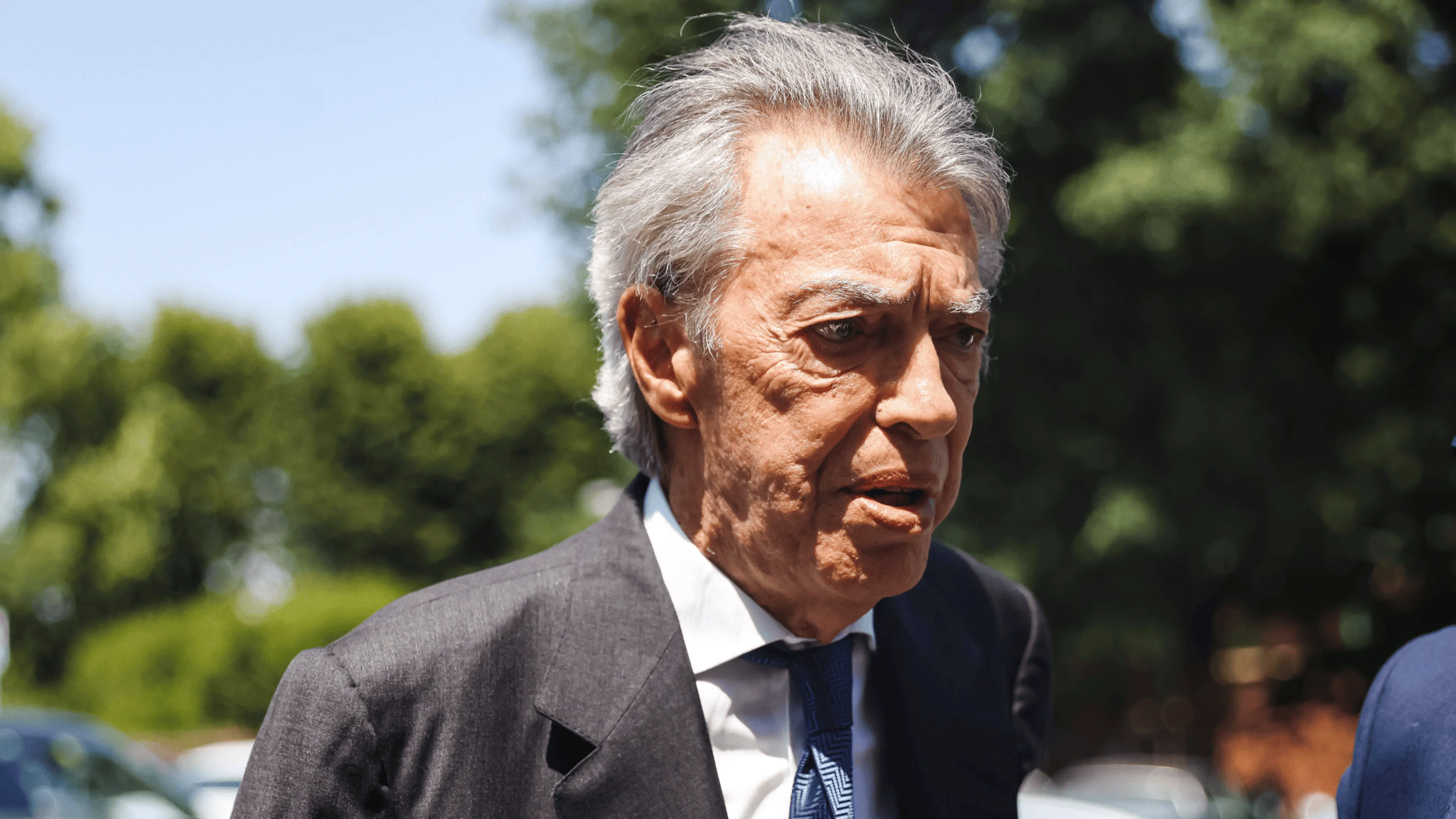 Copertina di Clamoroso Moratti: "L'allora proprietà della Roma, piangendo, offrì Totti all'Inter"