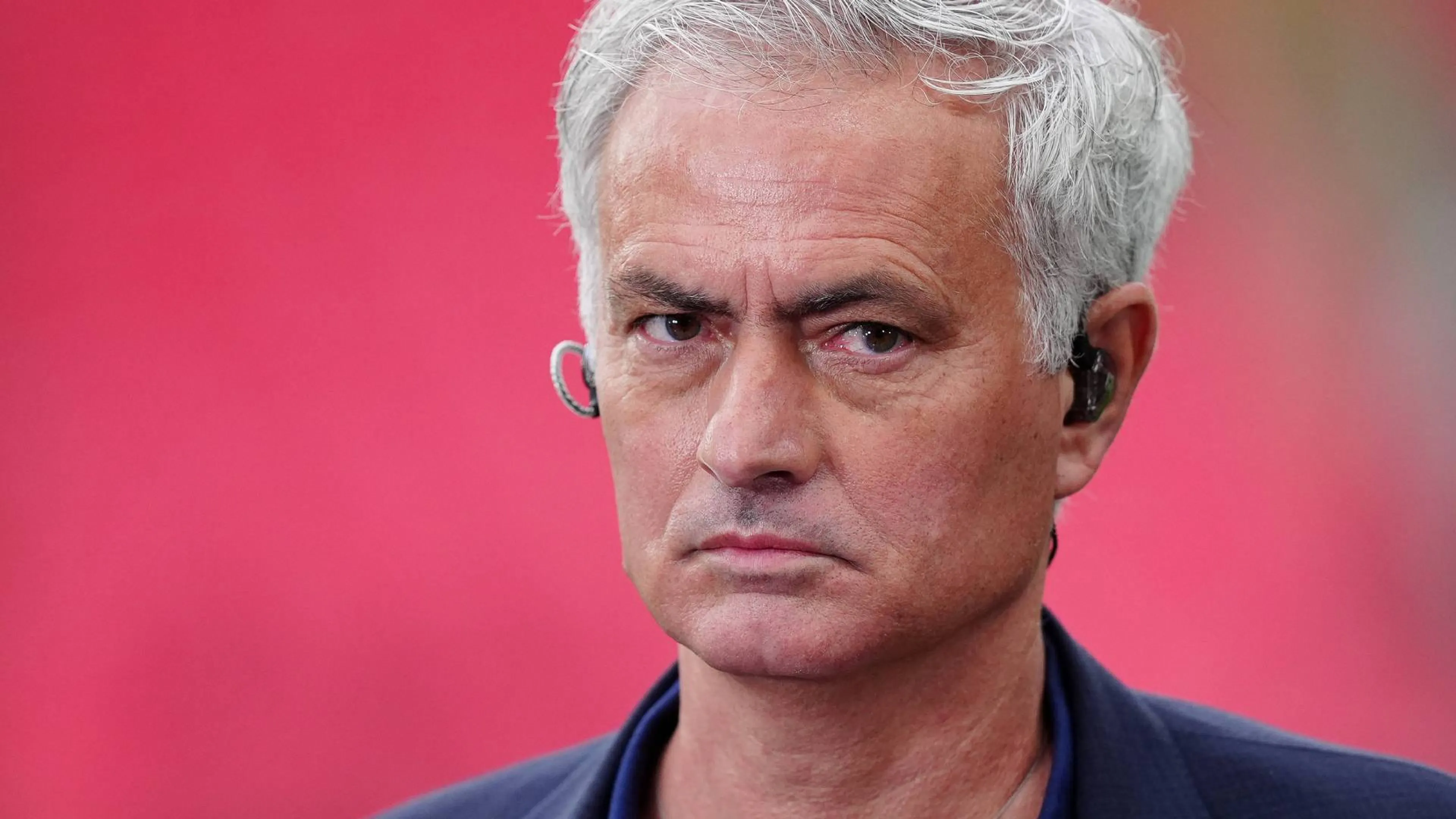 Copertina di Cristiano Ronaldo al Fenerbahce? Mourinho parla chiaro: "Notizie ridicole"