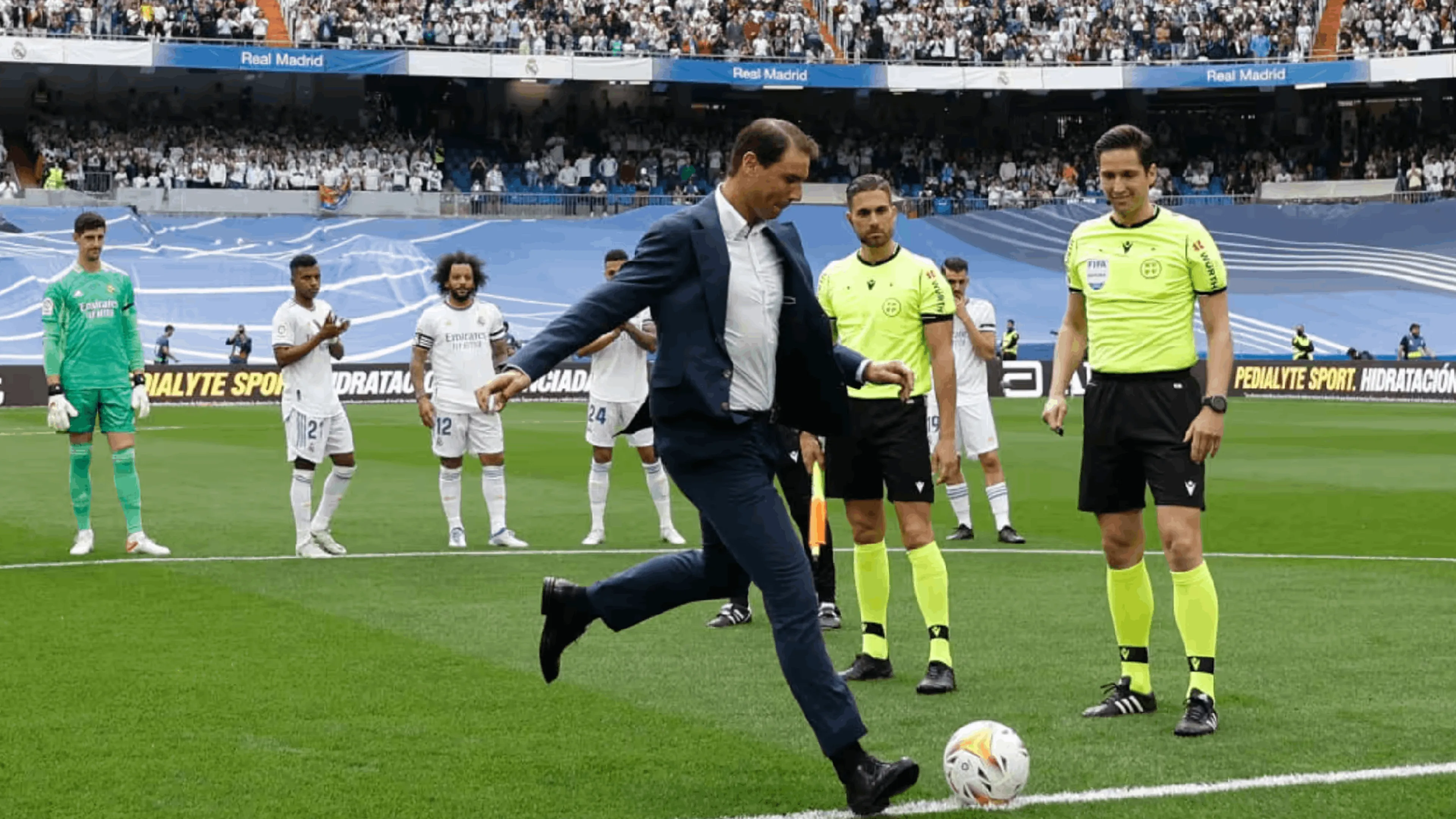 Copertina di SLIDING DOOR: Se Nadal avesse giocato a calcio sarebbe stato un fenomeno (VIDEO)