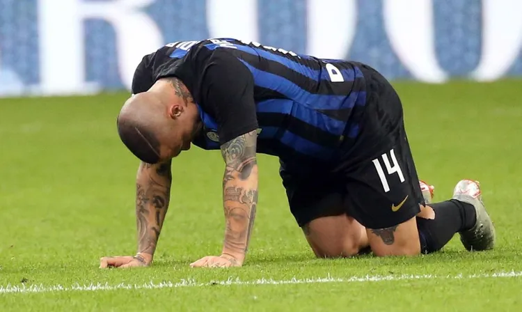 /images/n/a/i/nainggolan-e-il-patto-con-linter.jpg