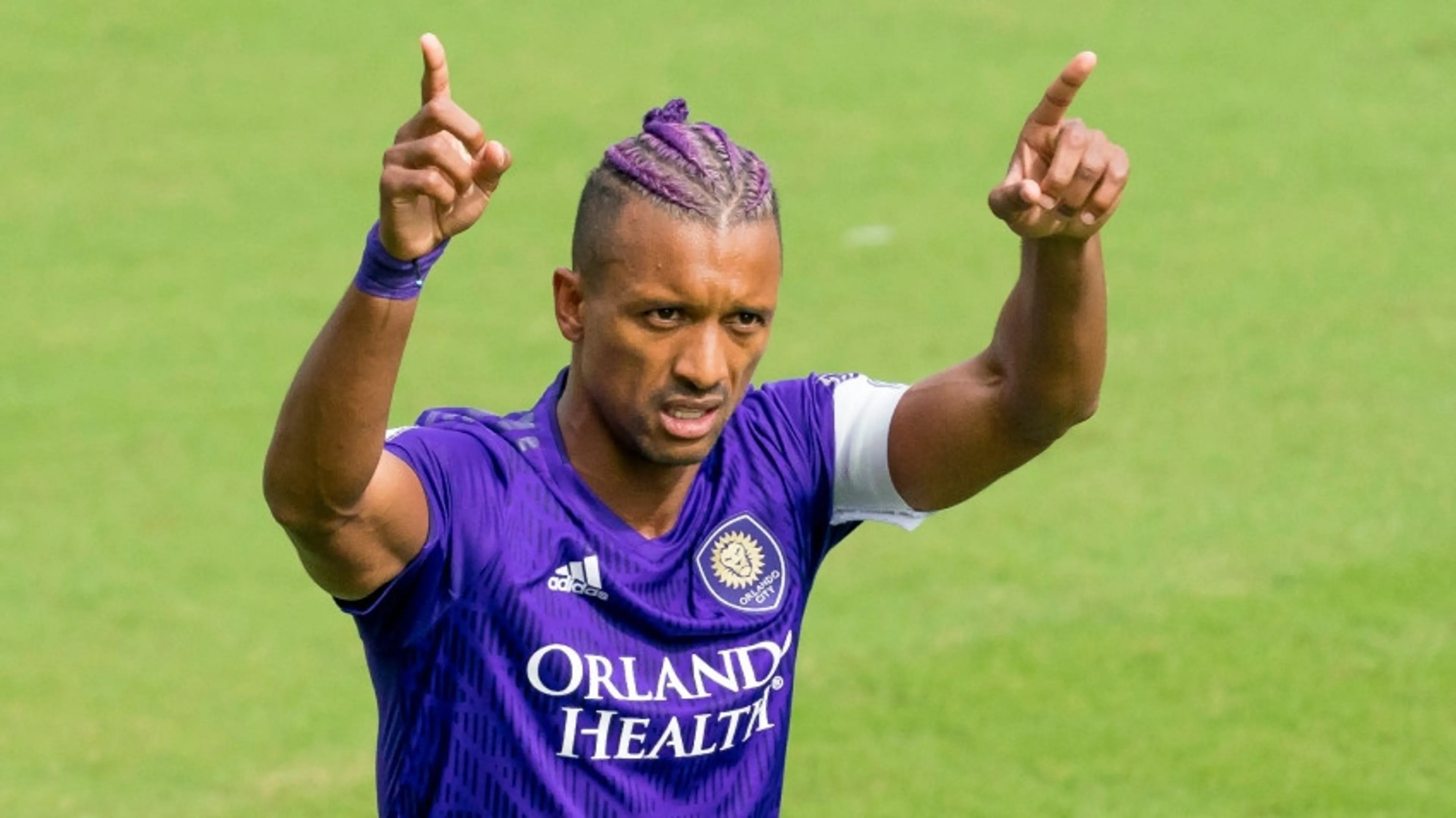 Copertina di Nani, squalifica di 2 giornate: si è avvicinato troppo al direttore di gara