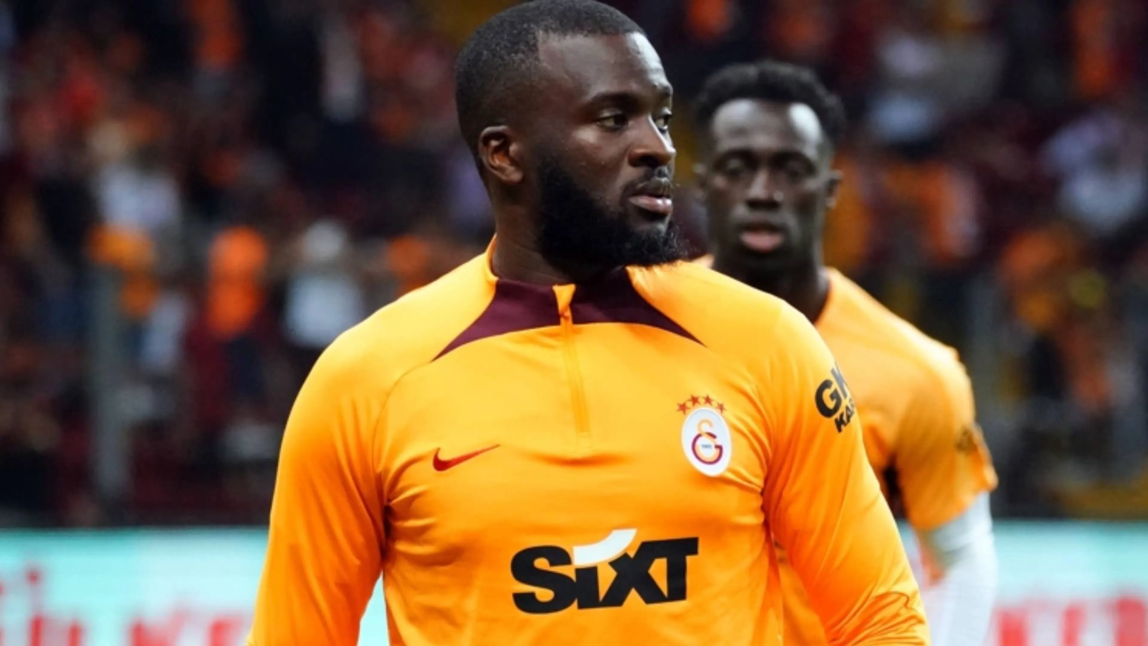 Ndombele, litigio con il tecnico Okan Buruk. Il motivo è surreale