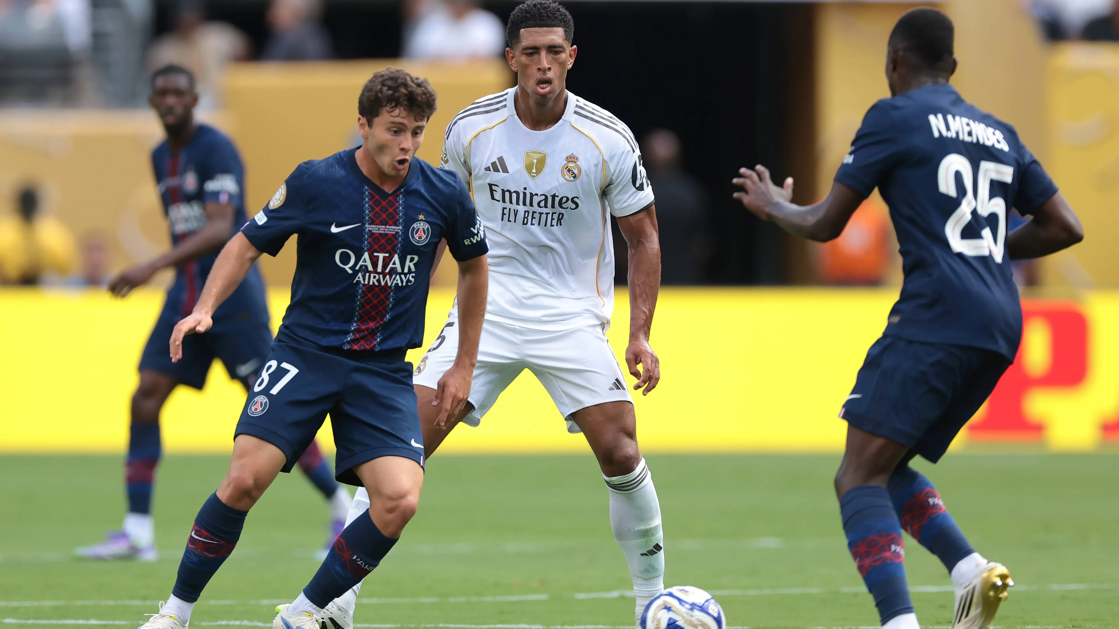 Wenger incensa il PSG: "Impressionante, con questa formula non si sbaglia"