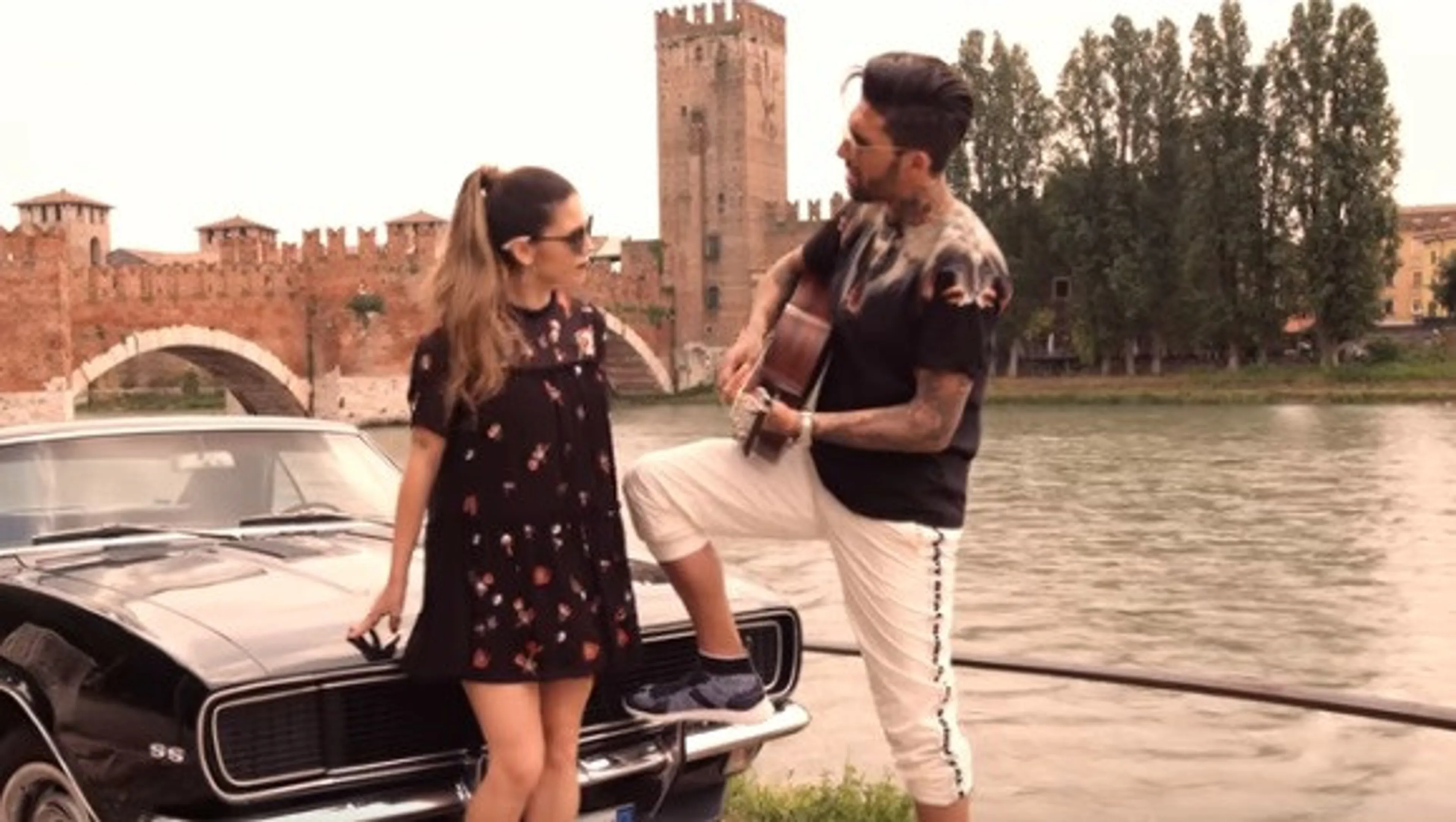 Copertina di Scansati Despacito. Quest’anno c’è il Pata Castro