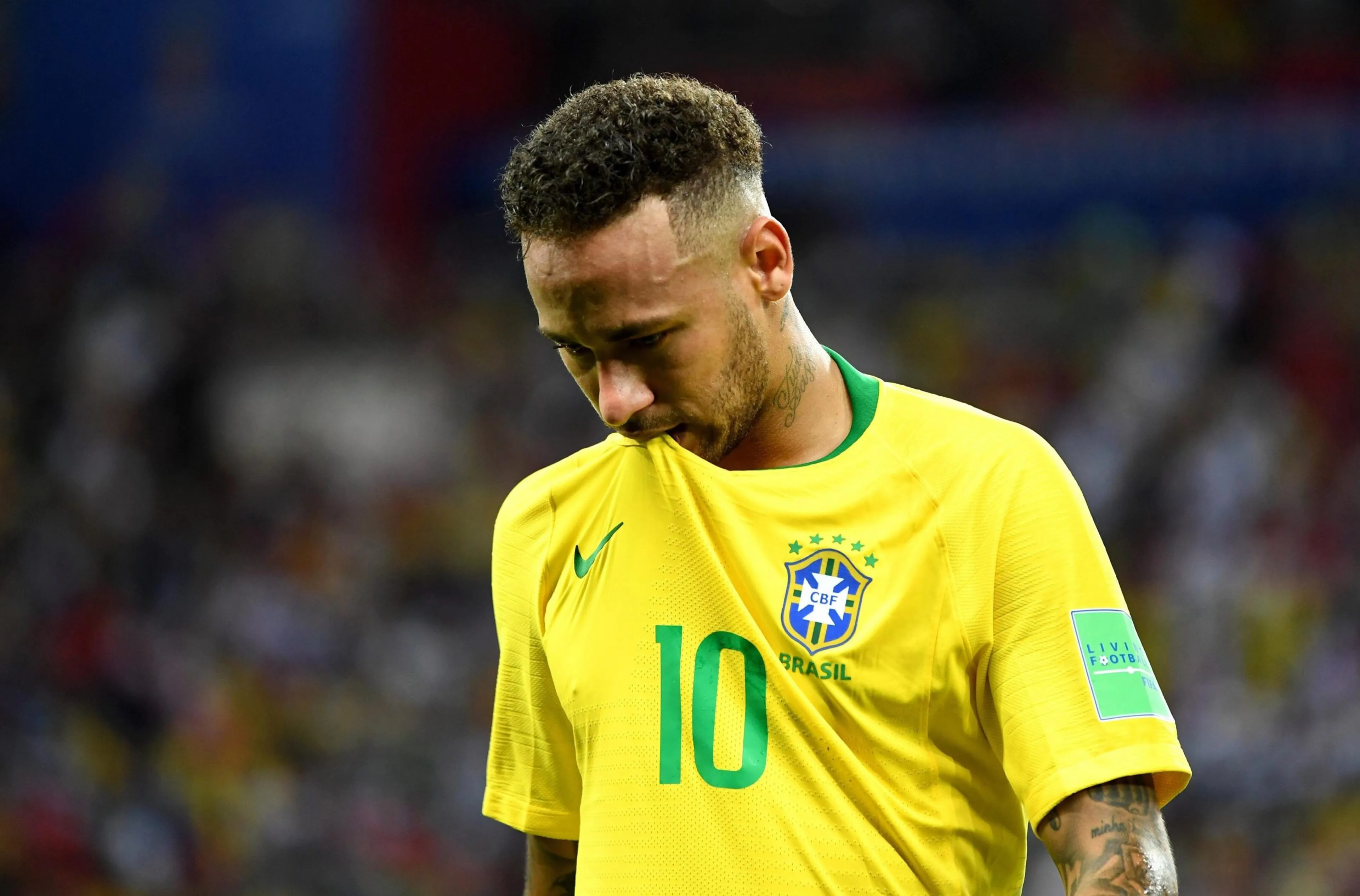 Copertina di Brasile, la delusione di Neymar: “Per questa generazione la nazionale non ha più importanza”