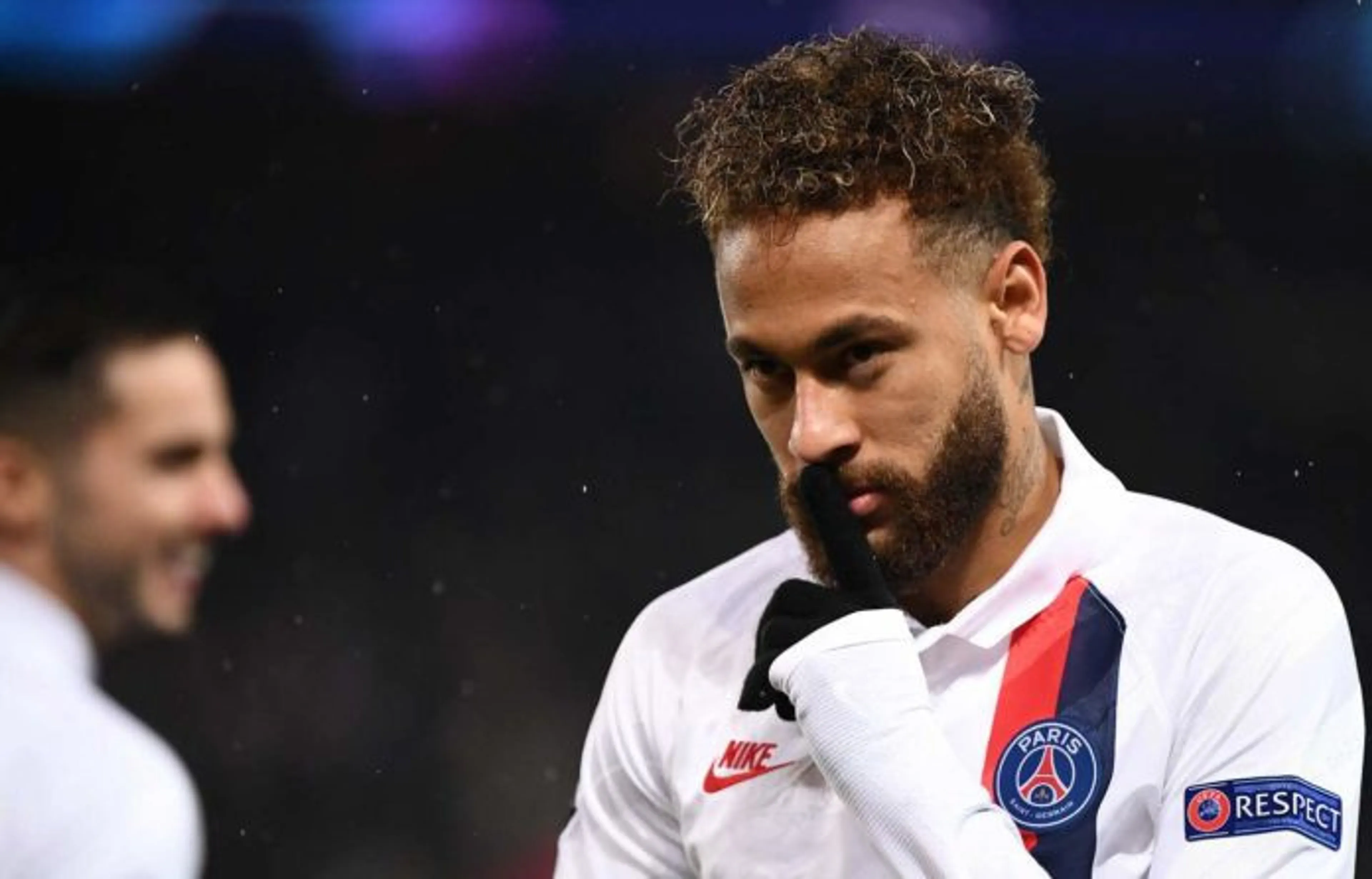 Copertina di Neymar provoca i tifosi del Psg: “Smettano di fischiare oppure…”