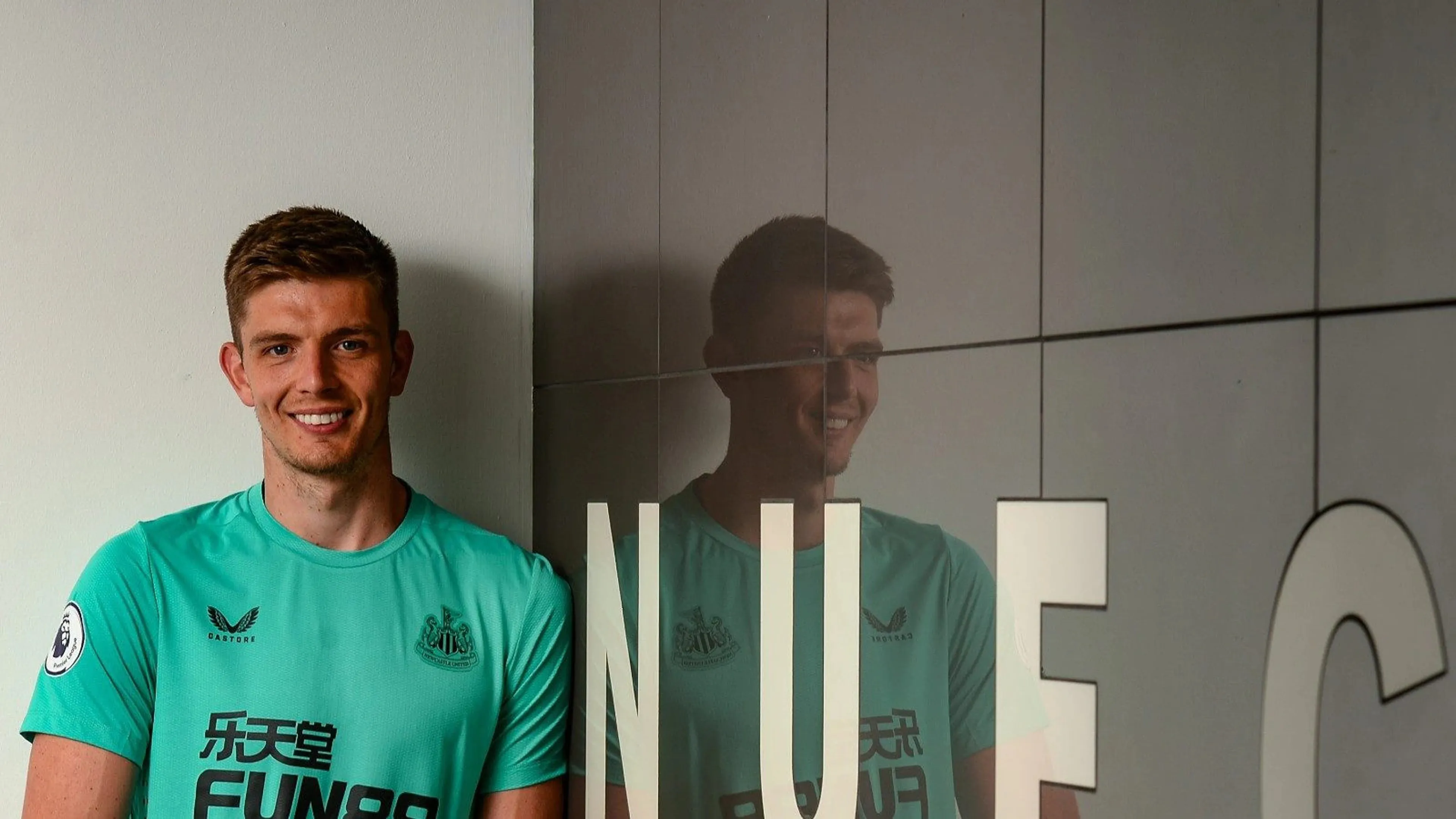 Copertina di La geniale trovata del Newcastle per annunciare l’acquisto di Nick Pope (VIDEO)