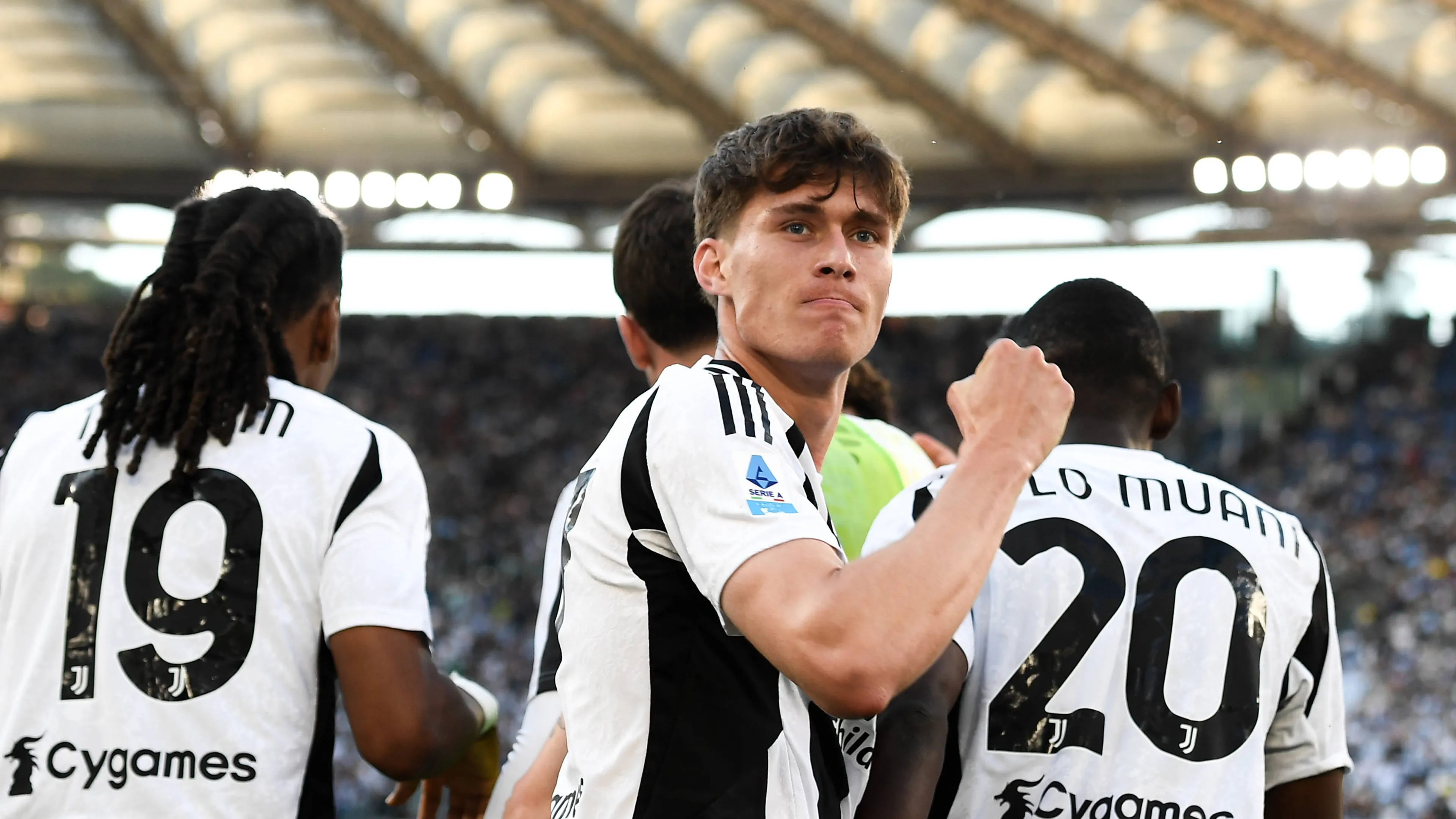 Juve, Savona: "Disponibile a giocare nella difesa a 3". Kelly risponde all'interesse del Crystal Palace
