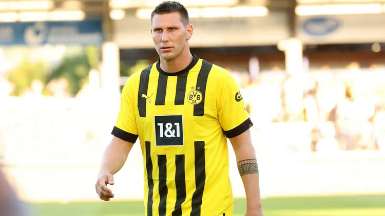 /images/n/i/k/Niklas-Sule.jpg