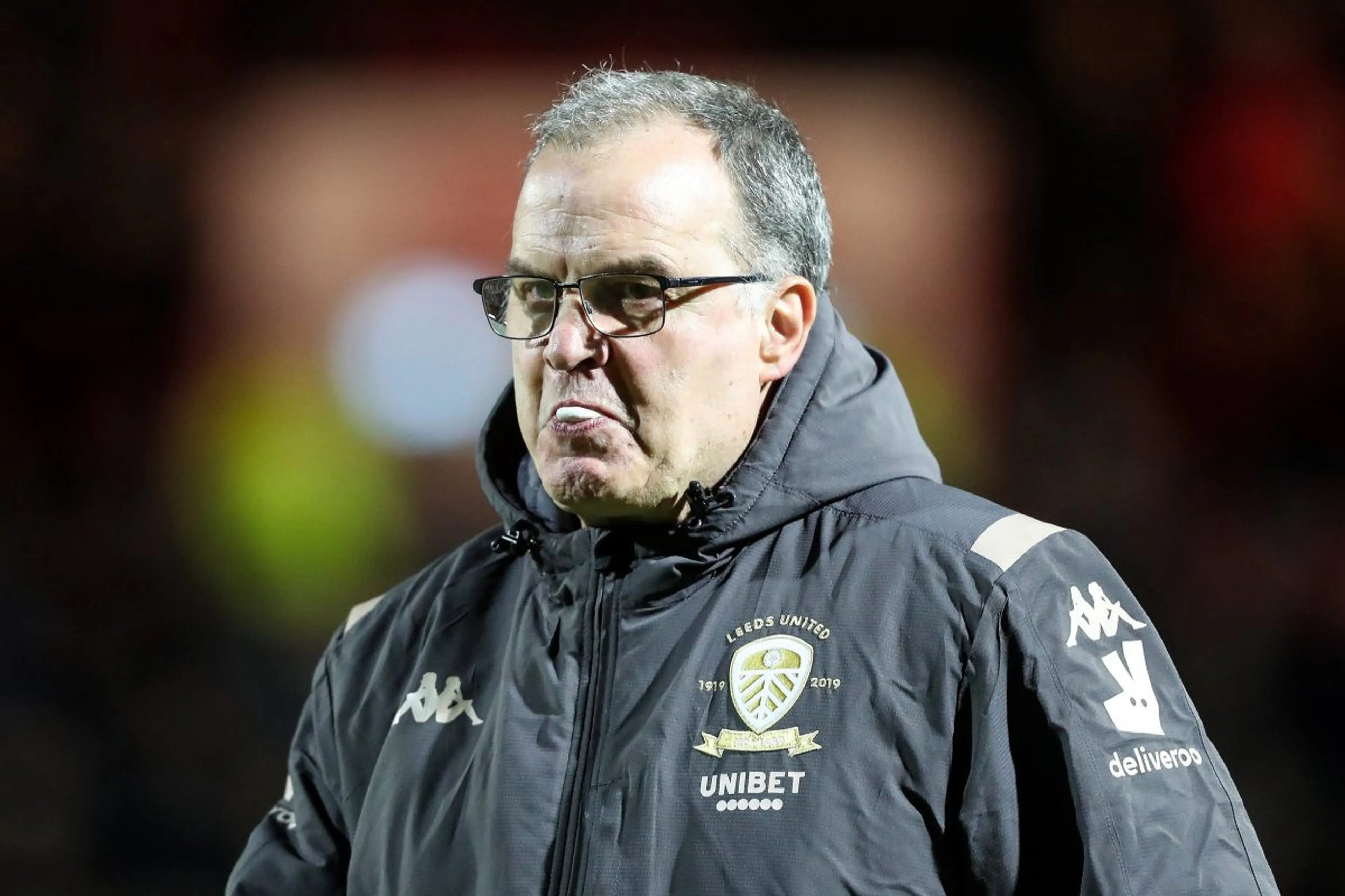 Copertina di Marcelo Bielsa, nudo sul lettino per 30 minuti dopo le sconfitte