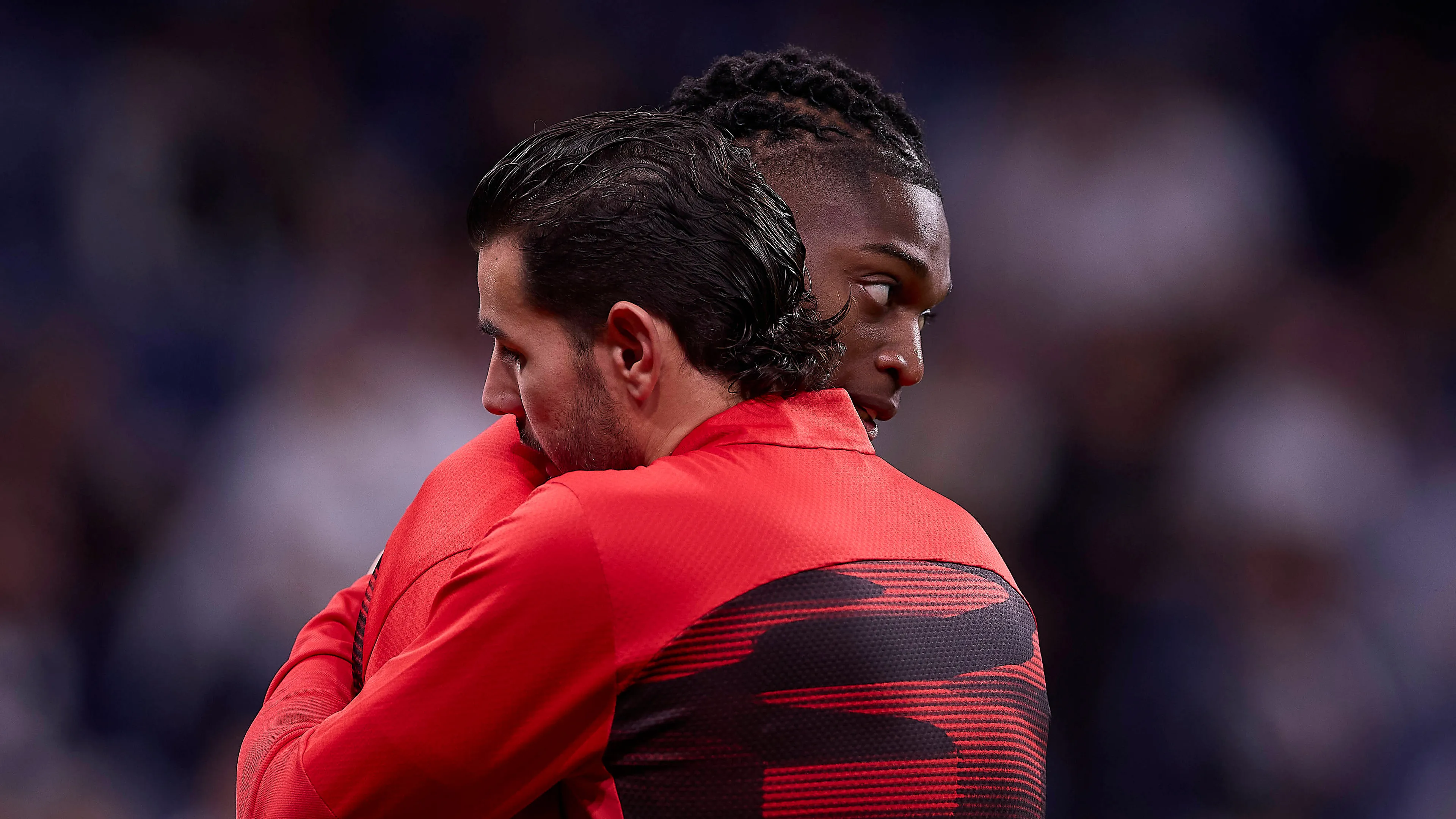 Theo Hernandez lascia il Milan: il triste saluto di Leao (FOTO)