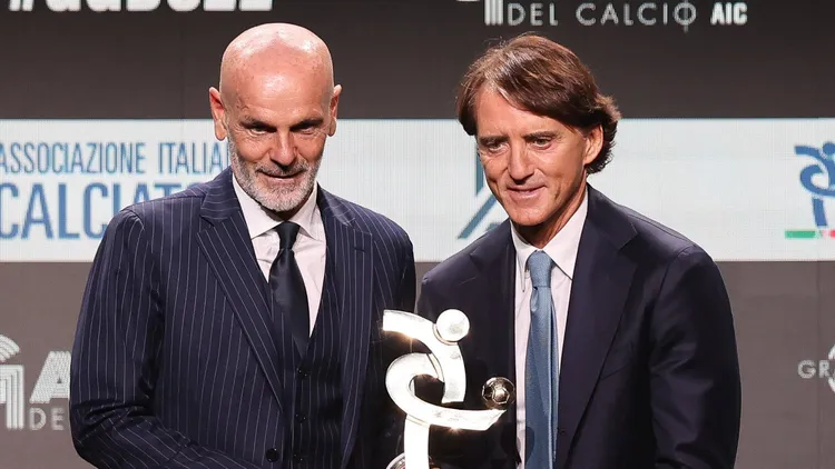 /images/o/c/t/october-17-2022-rho-italy-stefano-pioli-awarded-best-coach-2021-22-with-renzo-ulivieri-and-roberto-mancini-during-the-gran-gala-del-calcio-aic-2022-at-rho-fiera-milano-milan-italy-on-october-17-2022-other-gran-gala-del-calcio-aic-presented-by-hublot-e-bancomat-rho-italy-zumal164-20221017zsal164276-copyright-xfabrizioxcarabellixjpg_1749549257476.jpg