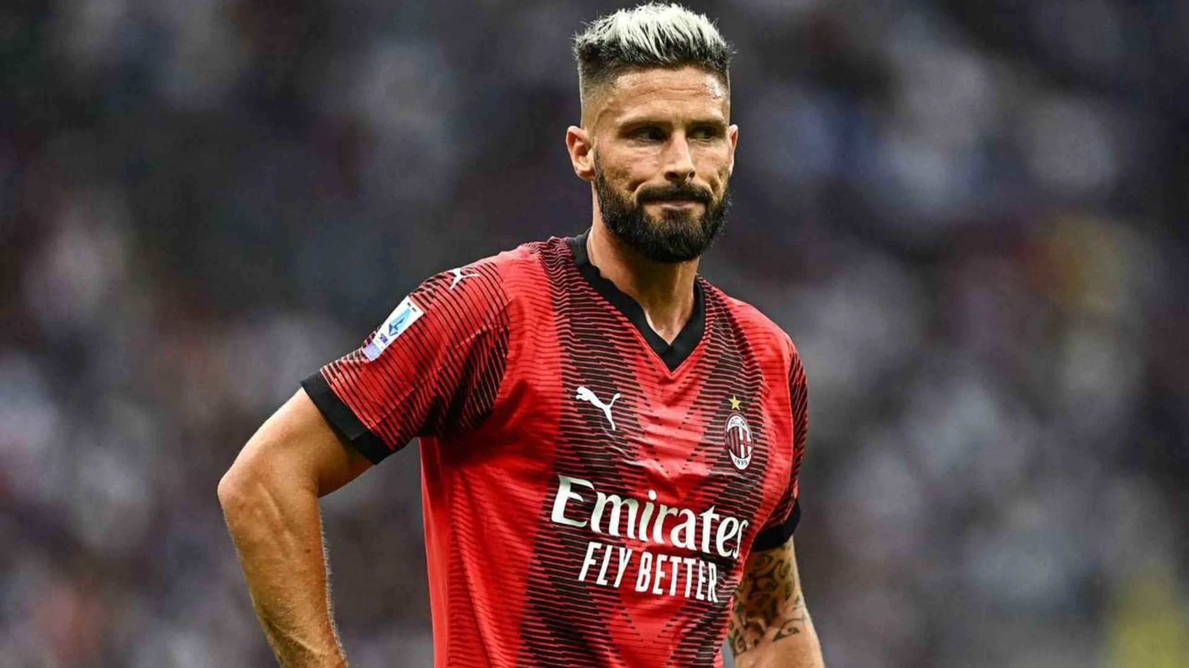Copertina di Milan, il retroscena svelato da Giroud: "Mi sono sentito molto piccolo"