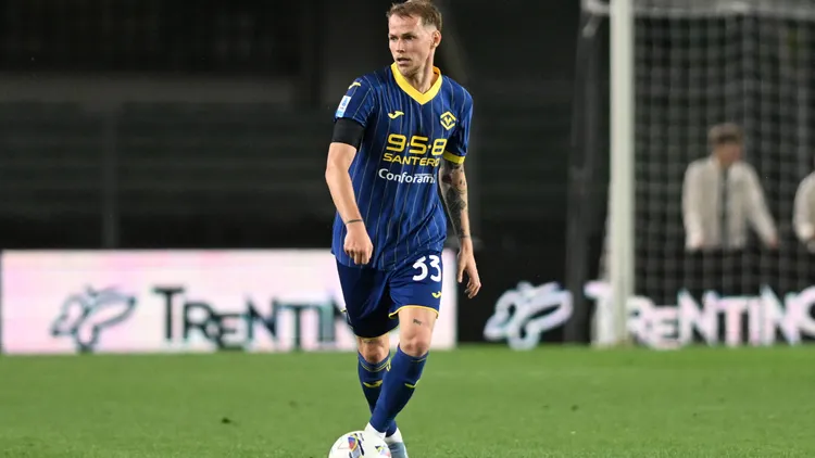 /images/o/n/d/ondrej-duda-serie-a-2024-25-hellas-verona-cagliari-0-2-azione-action-single-shot-serie-a-2023-24-hellas-verona-cagliari-0-2jpg_1750791481627.jpg