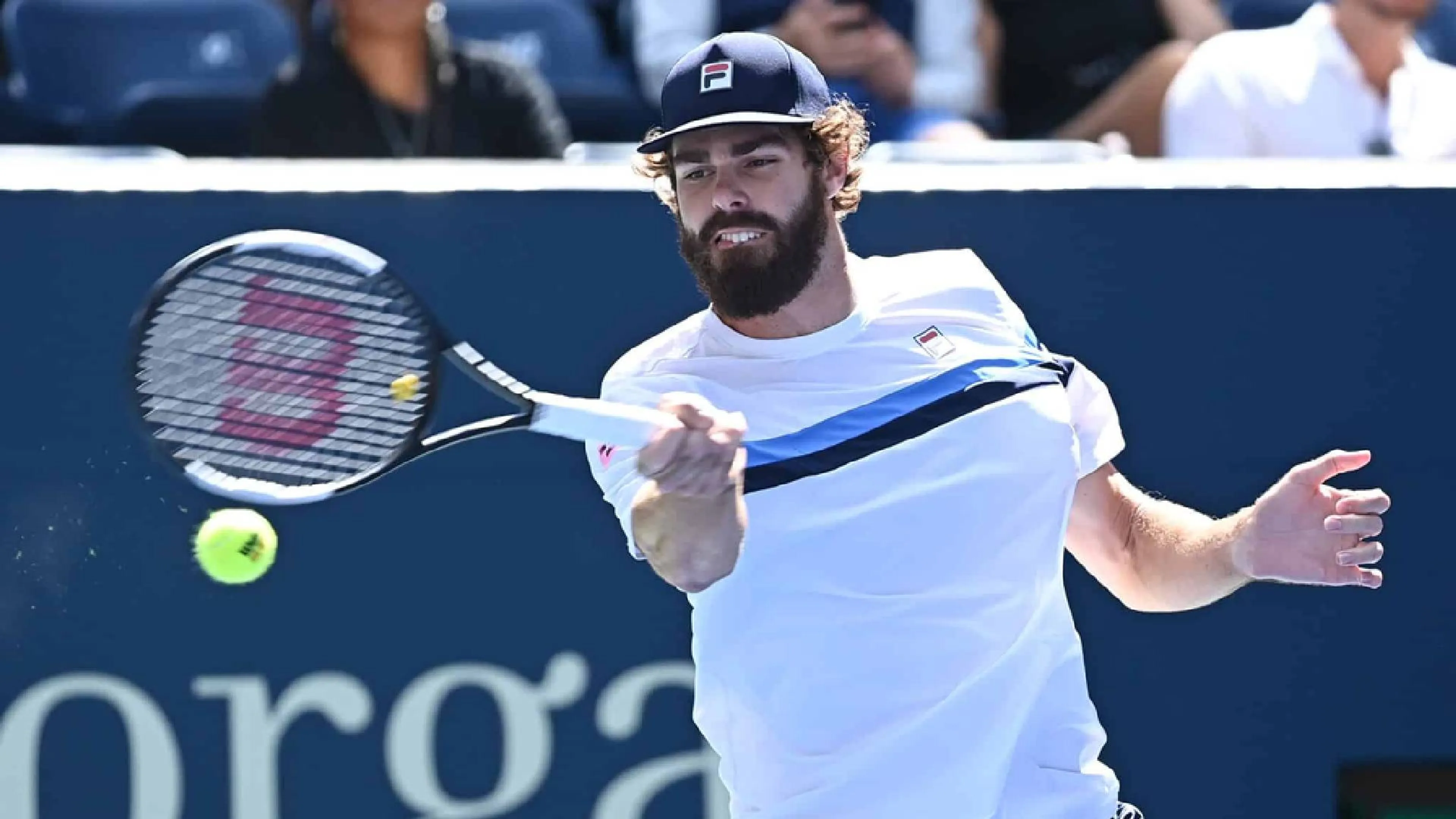 Copertina di Derby Lazio-Roma, l'immancabile, epico sfottò del tennista Opelka