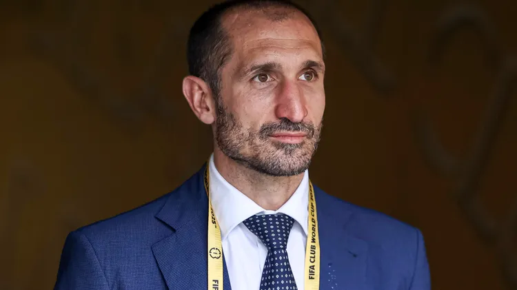 /images/o/r/l/orlandounited-states-of-americajuly-1st2025-giorgio-chiellini-looks-on-during-the-fifa-club-world-cup-round-of-16-match-between-real-madrid-cf-vs-juventus-fc-at-hard-rock-stadium-on-july-1st2025-joao-bravo-spp-copyright-xjoaoxbravoxx-xsppx-spp-en-jobr-jbf-7099jpg_1752000026222.jpg