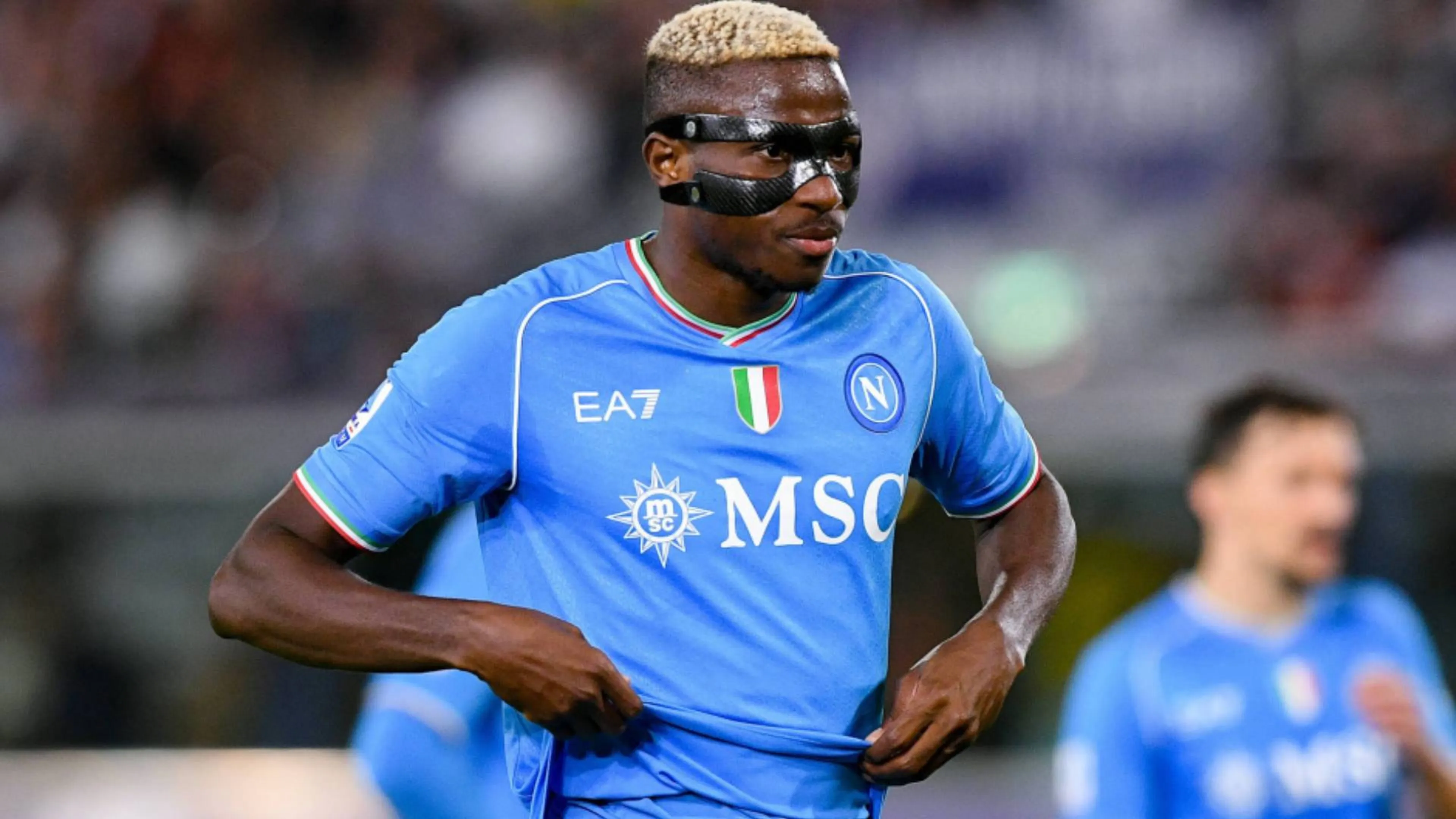 Copertina di Osimhen non ha dubbi e spaventa il Napoli: "Ho deciso dove giocherò l'anno prossimo"