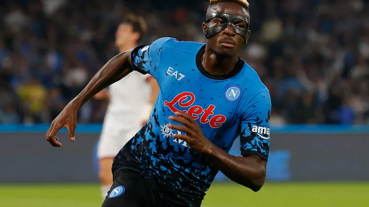 /images/o/s/i/osimhen-esulta-dopo-un-gol.jpg