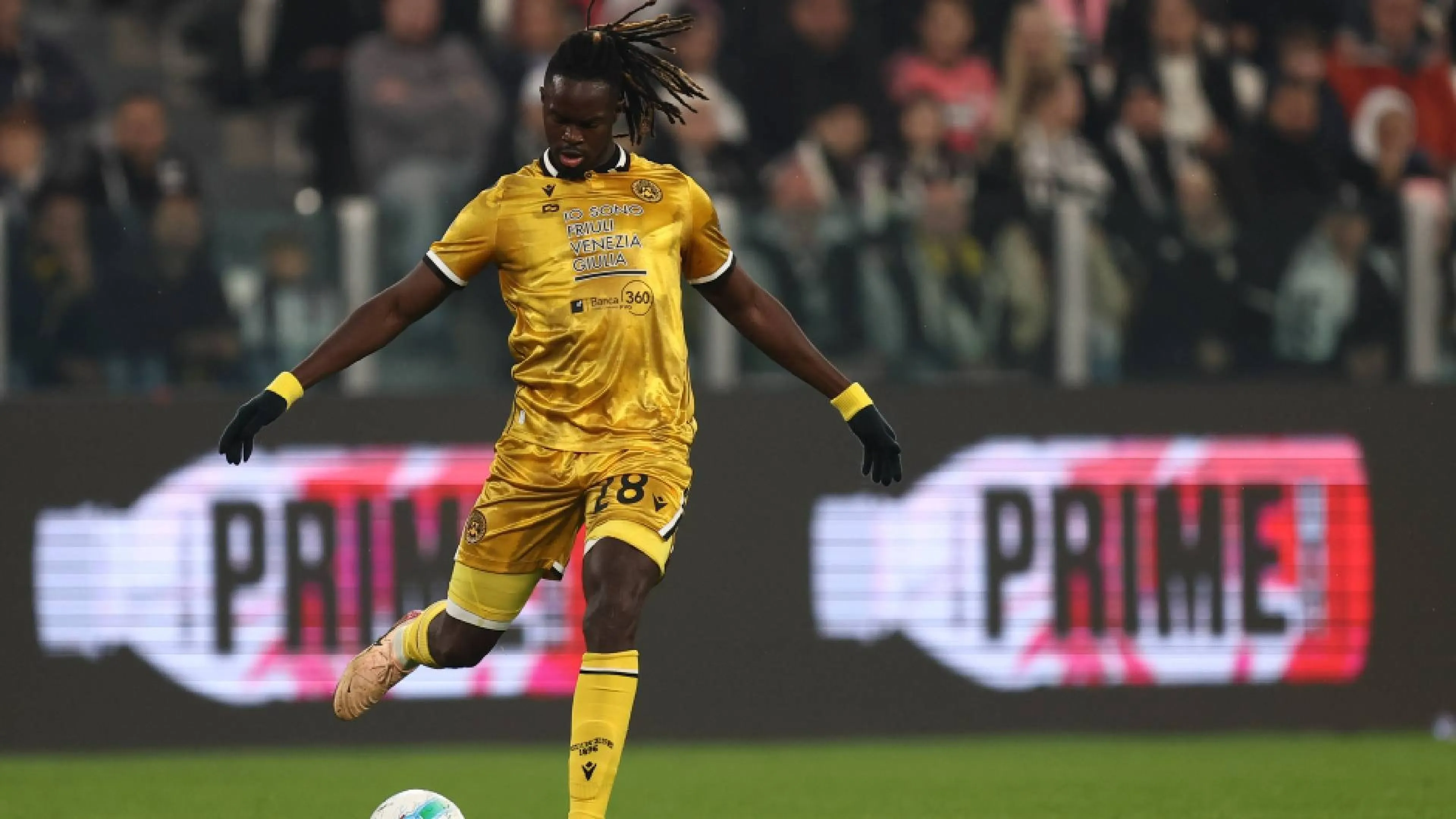 Calciomercato Milan, derby della madonnina per un difensore: Solet nel mirino