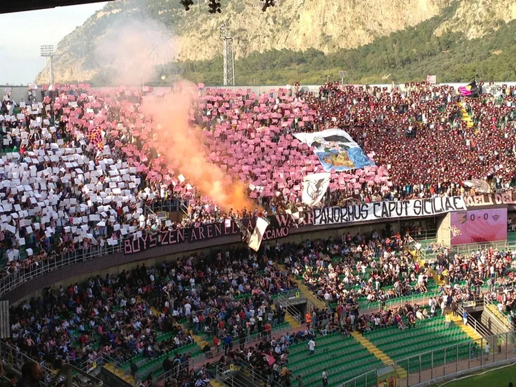 /images/p/a/l/palermo-tifo.jpg