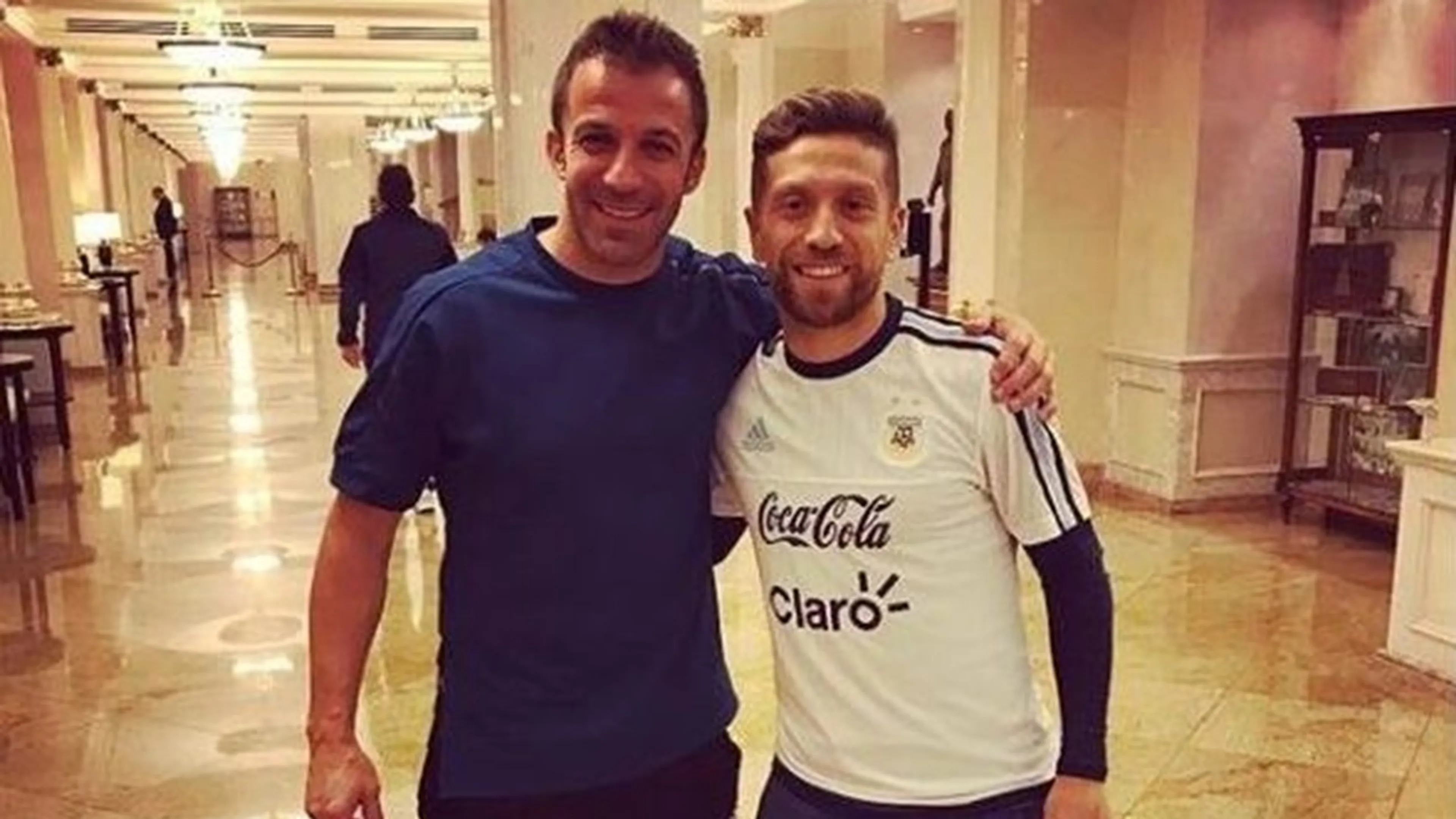 Copertina di “Con la Juve vi scansate”. Papu Gomez risponde all’accusa di un interista