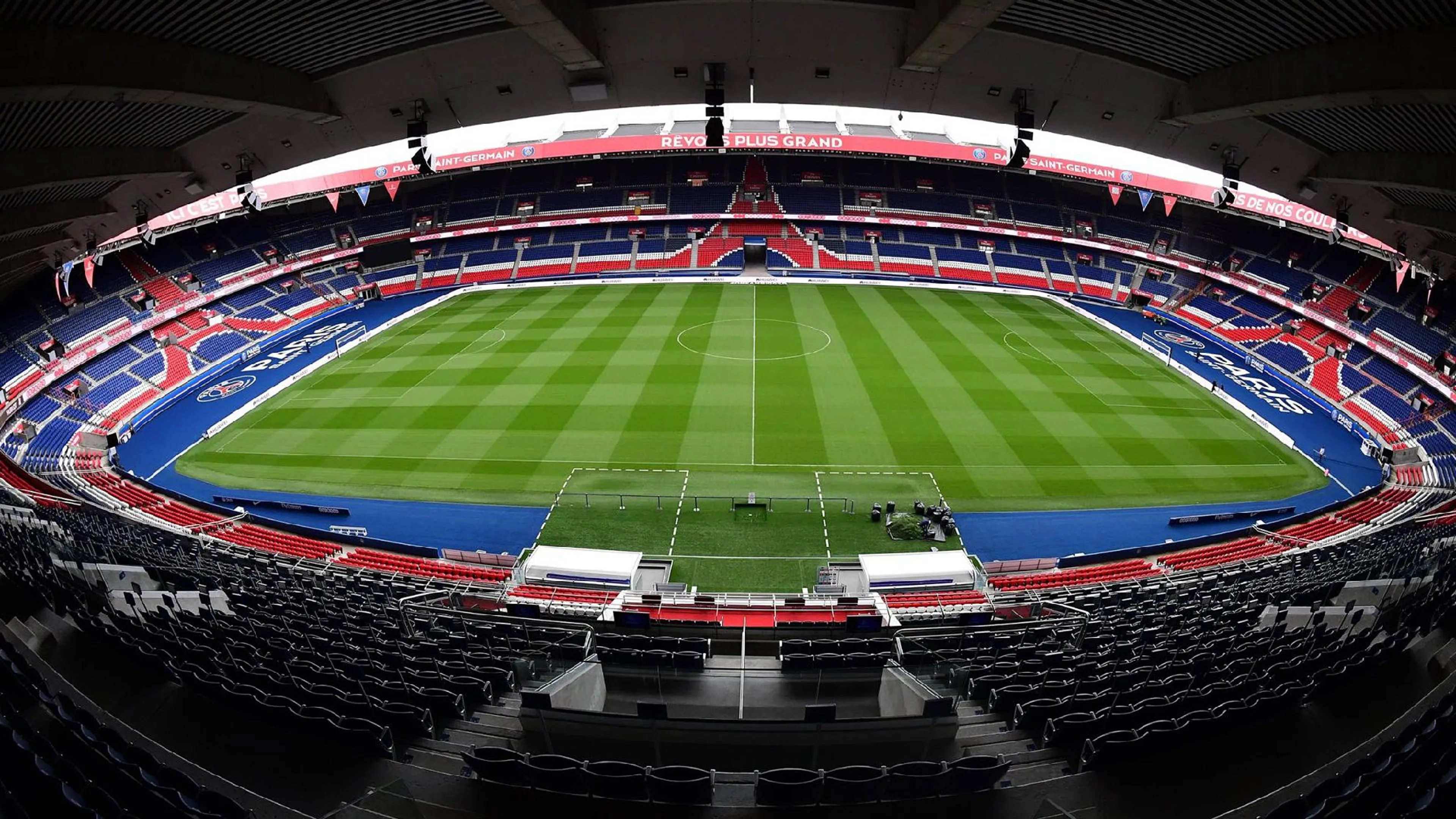 Copertina di Il Psg insiste per il Parco dei Principi, ma l'offerta al comune di Parigi è "ridicola"
