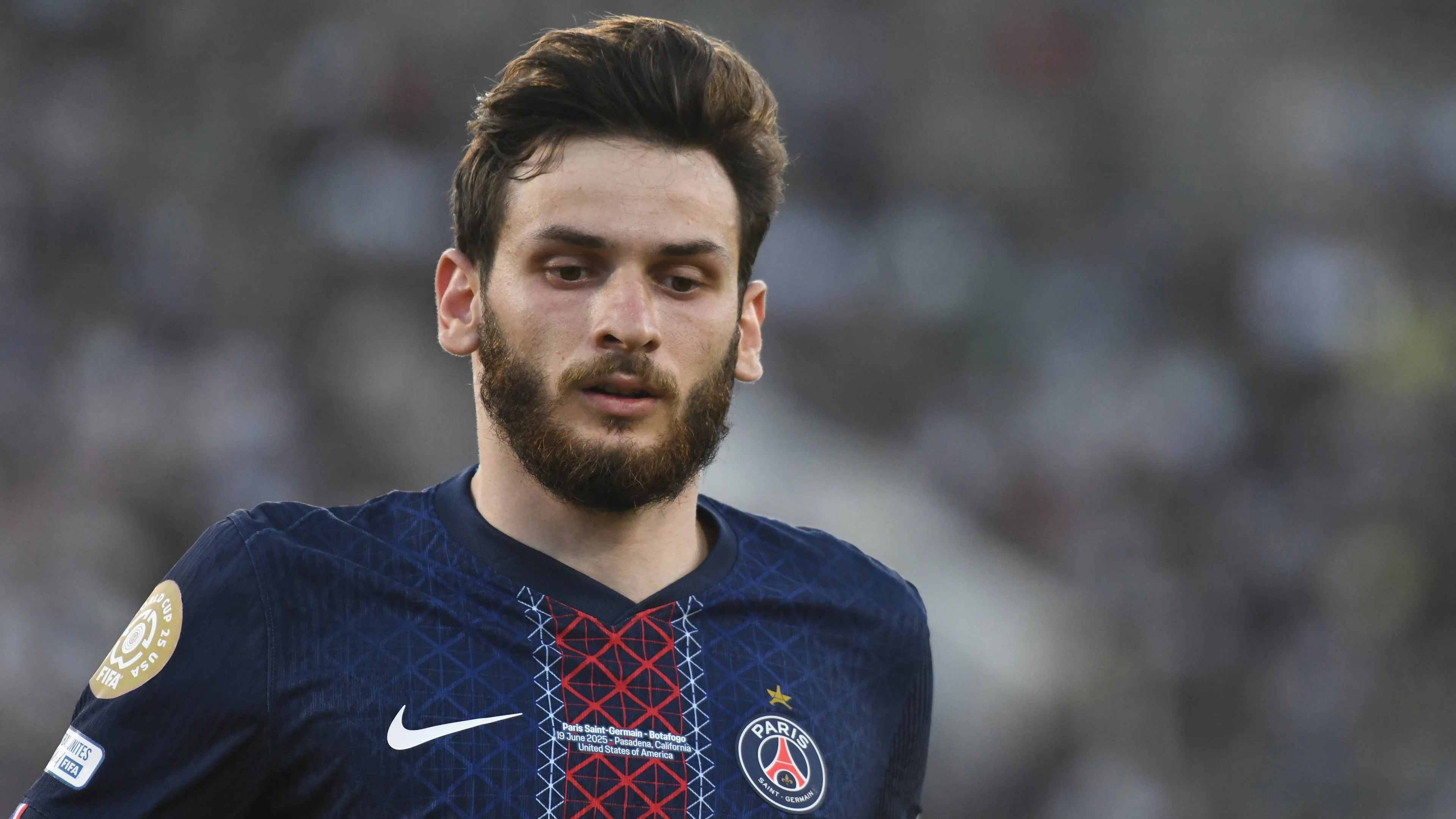 Mistero sulla maglia del Psg: la stella della Champions sparirà dopo il Mondiale. Il motivo è surreale!