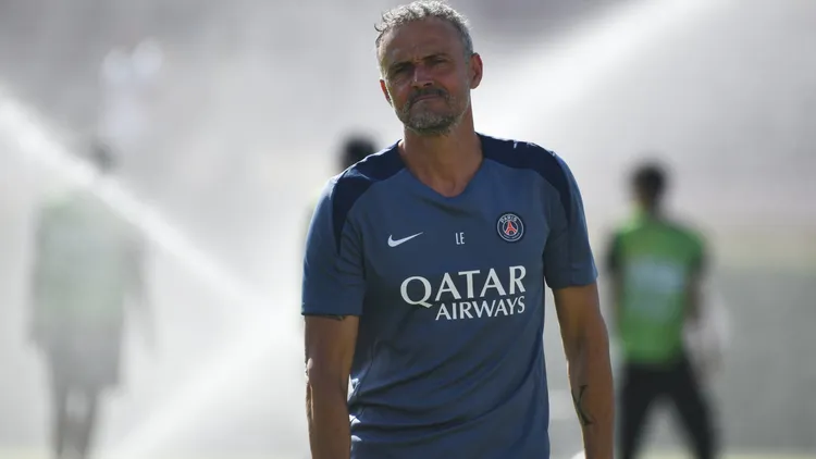/images/p/a/r/paris-saint-germain-fc-v-botafogo-fr-group-b-fifa-club-world-cup-2025-luis-enrique-head-coach-of-psg-stands-before-the-match-between-psg-and-botafogo-at-rose-bowl-stadium-in-pasadena-la-on-june-19-los-angeles-los-angeles-united-states-copyright-xfedericoxperettix-originalfilenameperetti-psgvbota250619npop0jpgjpg_1750404717547.jpg