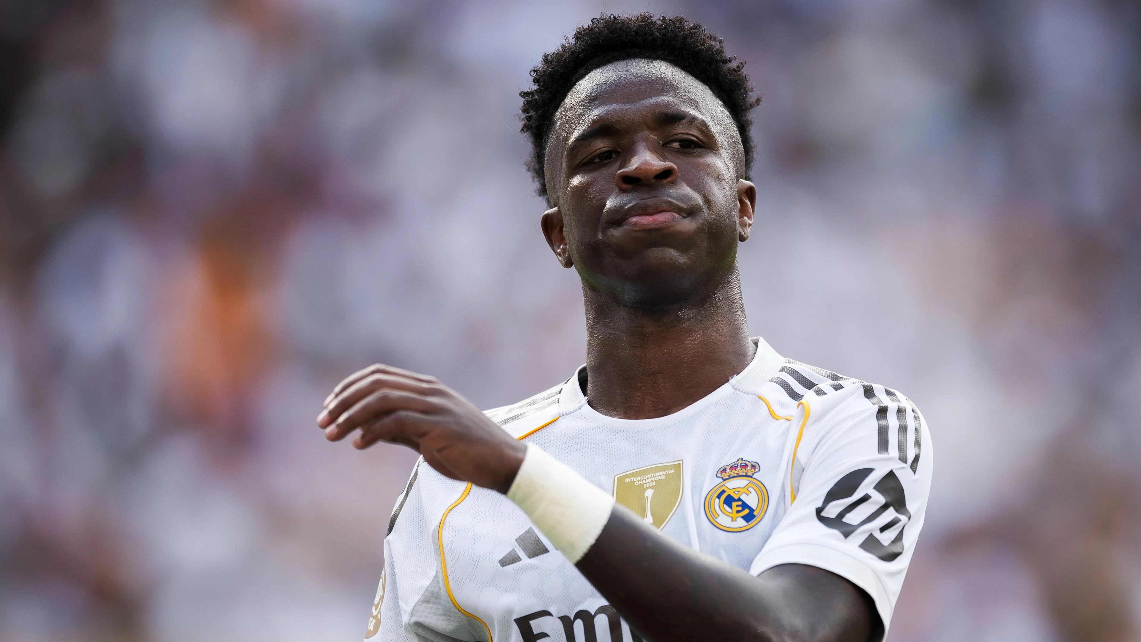 Real Madrid, Vinicius punta i piedi e fa una richiesta specifica: colpo di scena in vista?
