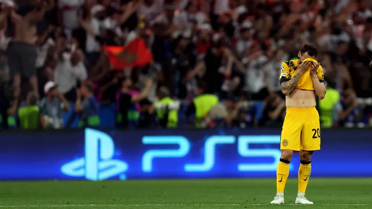 /images/p/a/r/paris-saint-germain-v-fc-internazionale-milano-uefa-champions-league-final-2025-hakan-calhanoglu-of-fc-internazionale-looks-dejected-during-the-uefa-champions-league-final-2025-match-between-paris-saint-germain-fc-and-fc-internazionale-milano-at-munich-football-arena-on-may-31-2025-in-munich-germany-munich-munich-football-arena-germany-copyright-xmarcoxcanonieroxjpg_1751185726950.jpg