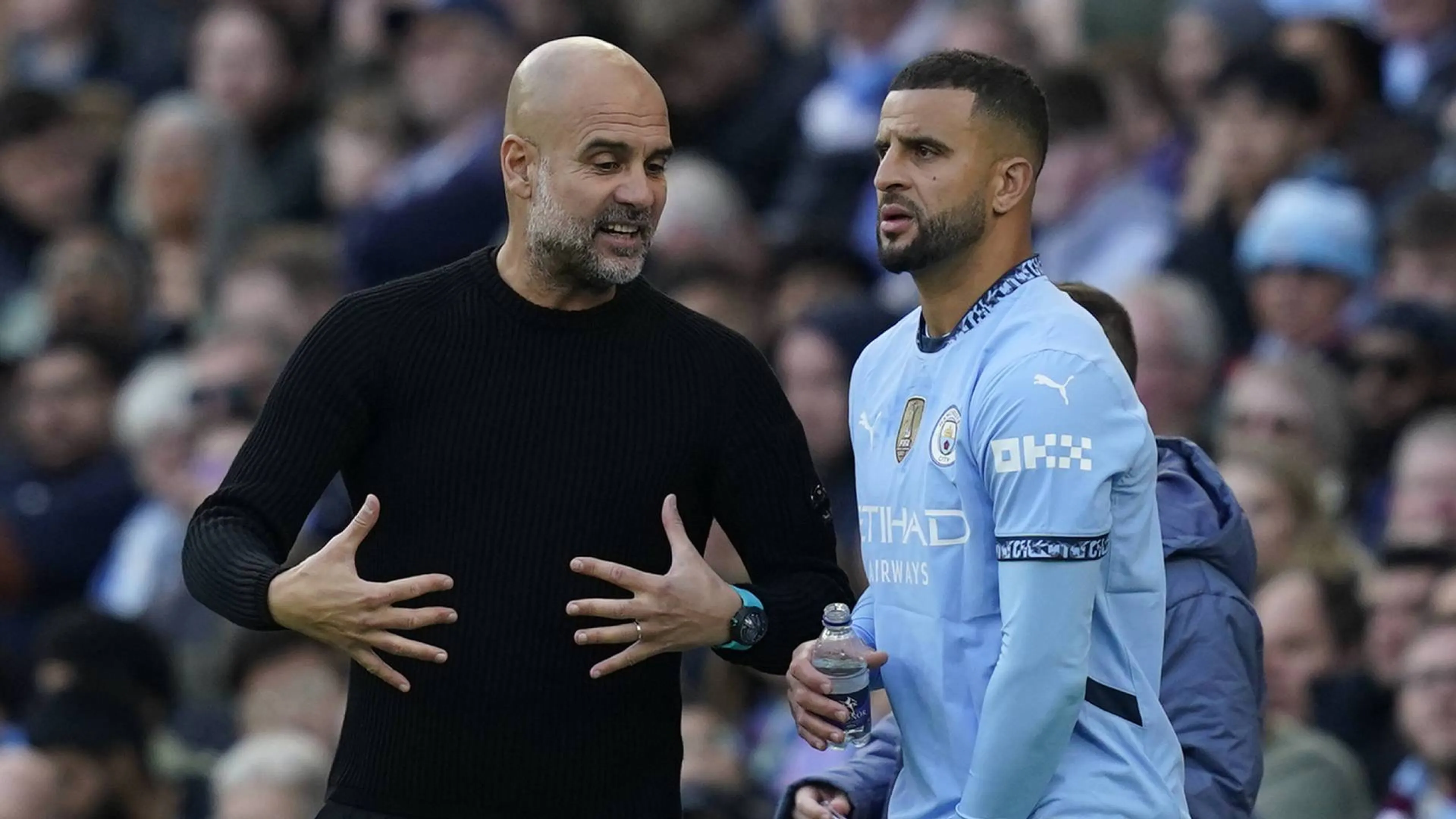 Copertina di Cosa è successo tra Guardiola e Walker prima dell'addio al City: Pep deluso dal terzino, il retroscena