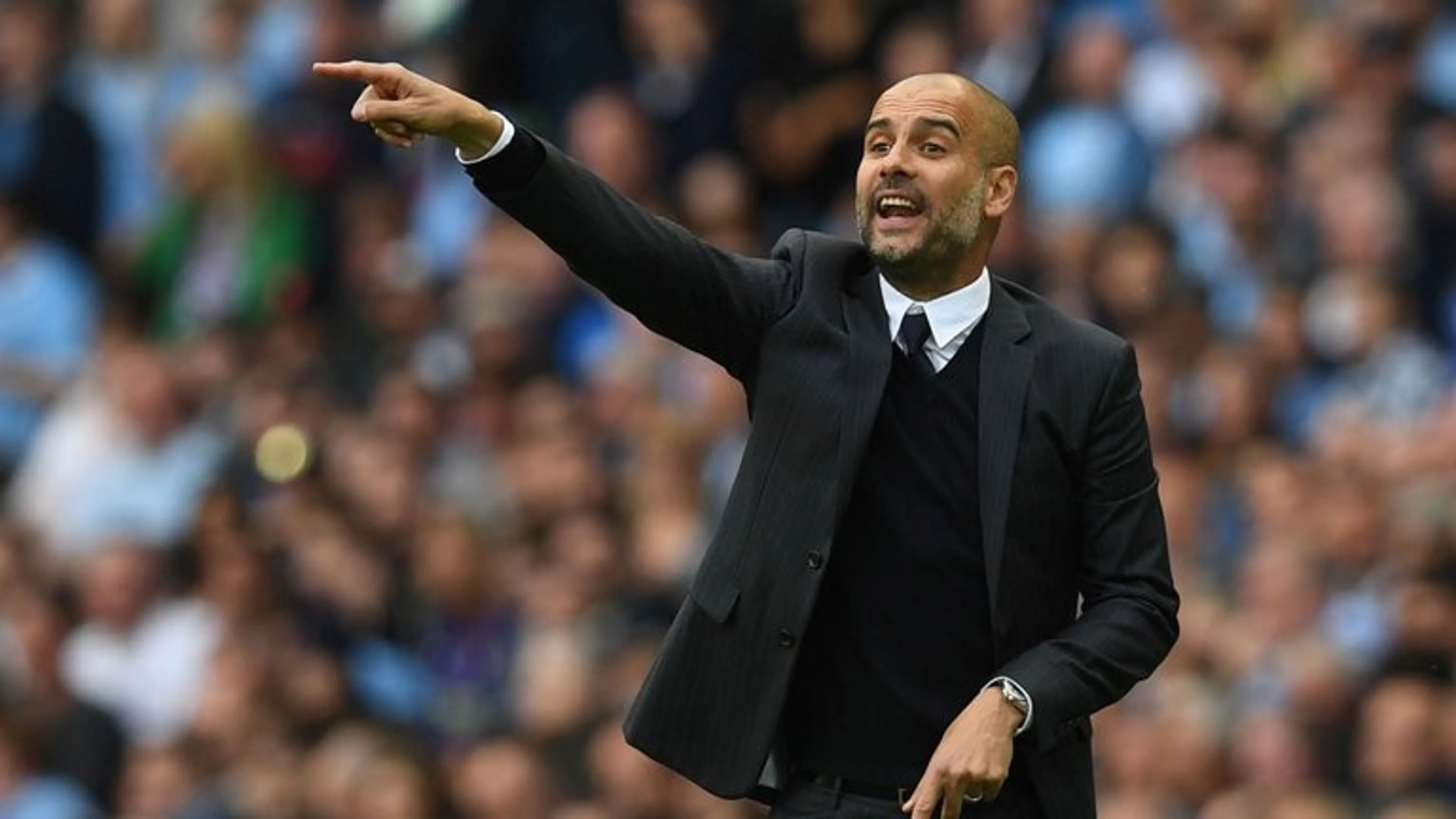 Copertina di Pep Guardiola disegnerà la nuova maglia del Manchester City