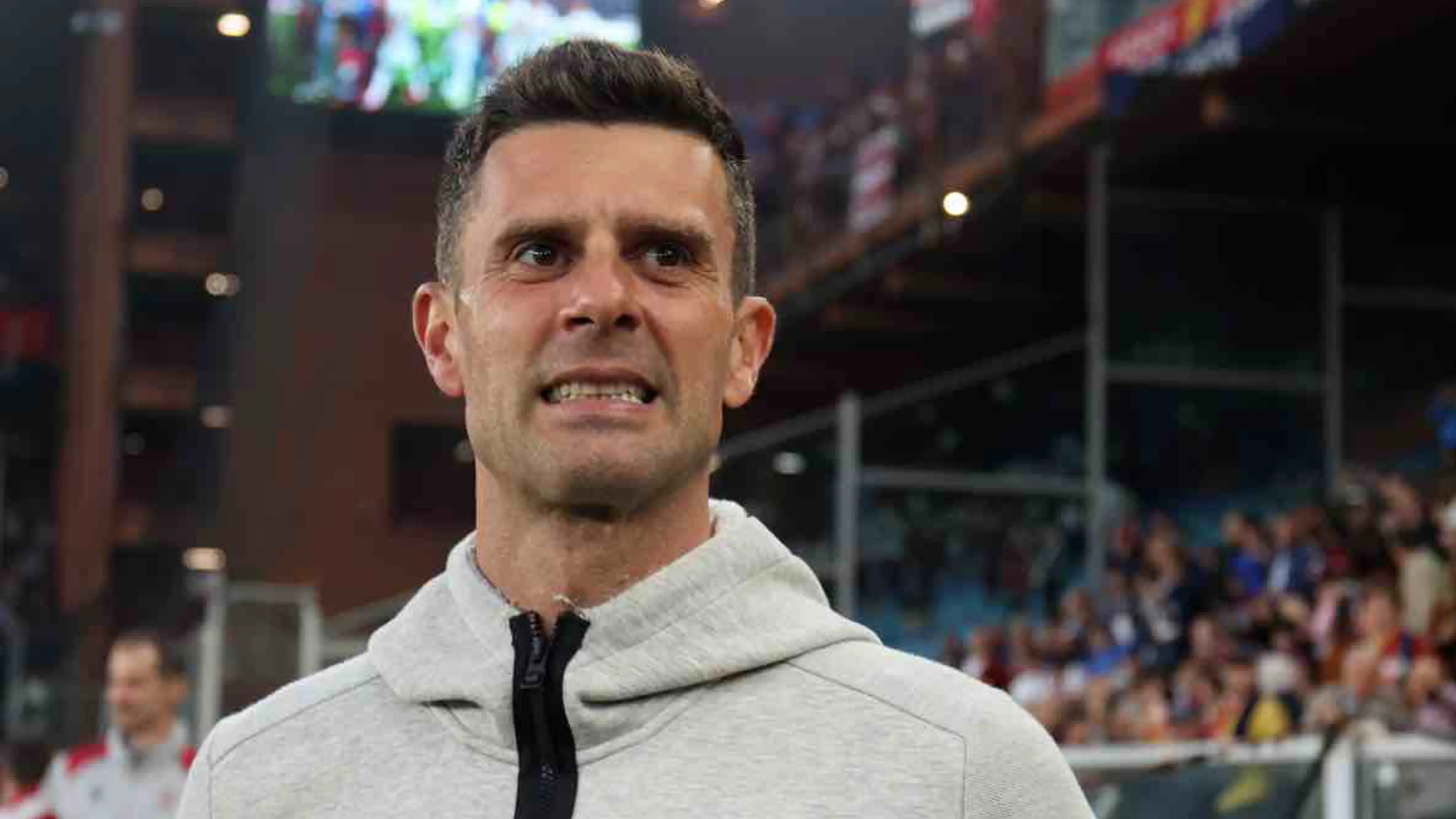 Copertina di Juve, blitz di Giuntoli a casa di Thiago Motta per farlo firmare. Ma dietro c'è altro...