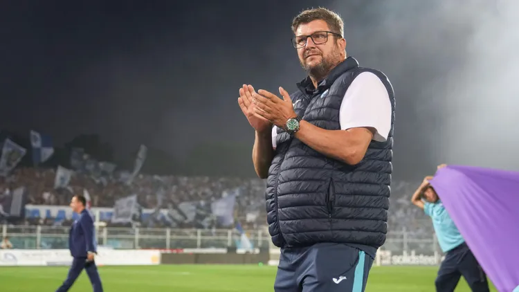 /images/p/e/s/pescara-v-ternana-serie-c-play-off-final-silvio-baldini-is-the-head-coach-of-pescara-during-the-serie-c-now-final-match-between-pescara-and-ternana-at-stadio-adriatico-giovanni-cornacchia-in-pescara-italy-on-june-7-2025-pescara-italy-copyright-xmarcoxzacx-originalfilenamezac-pescarav250607np9etjpgjpg_1752761874121.jpg