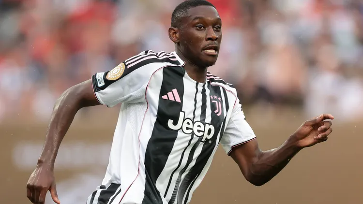 /images/p/h/i/philadelphia-usa-22nd-june-2025-randal-kolo-muani-of-juventus-during-the-juventus-vs-wydad-ac-fifa-club-world-cup-match-at-lincoln-financial-field-philadelphia-picture-credit-should-read-jonathan-moscrop-sportimage-editorial-use-only-no-use-with-unauthorised-audio-video-data-fixture-lists-club-league-logos-or-live-services-online-in-match-use-limited-to-120-images-no-video-emulation-no-use-in-betting-games-or-single-club-league-player-publications-spi274jmjuventuswydad-spi-3979-0277jpg_1756317224504.jpg