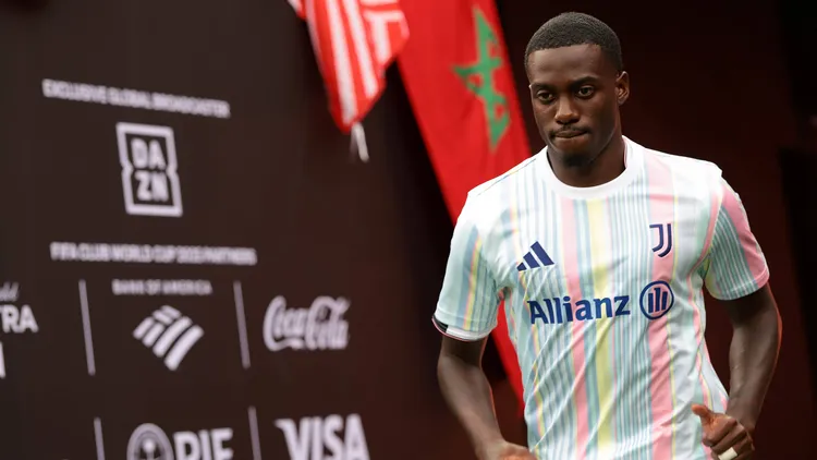 /images/p/h/i/philadelphia-usa-22nd-june-2025-timothy-weah-of-juventus-makes-his-way-to-the-bench-prior-to-kick-off-in-the-juventus-vs-wydad-ac-fifa-club-world-cup-match-at-lincoln-financial-field-philadelphia-picture-credit-should-read-jonathan-moscrop-sportimage-editorial-use-only-no-use-with-unauthorised-audio-video-data-fixture-lists-club-league-logos-or-live-services-online-in-match-use-limited-to-120-images-no-video-emulation-no-use-in-betting-games-or-single-club-league-player-publications-spi177jmjuventuswydad-spi-3979-0180jpg_1753684258915.jpg
