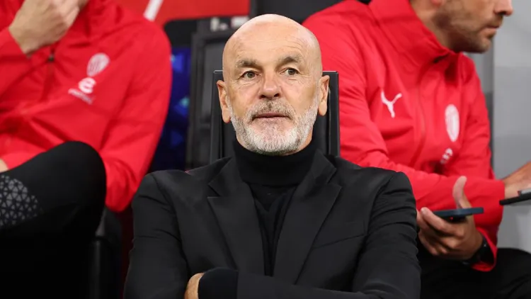 /images/p/i/o/pioli-allenatore-milan-1.jpg
