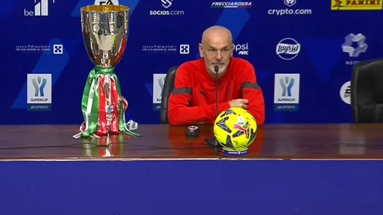 /images/p/i/o/pioli-in-conferenza.jpg