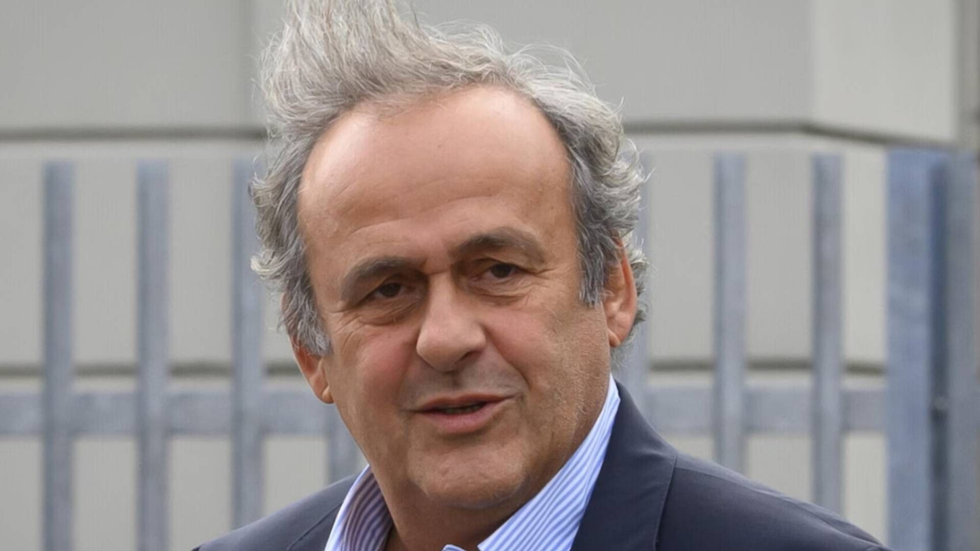 Platini-propone-l-idea-di-giocare-in-10