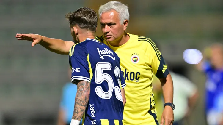 /images/p/o/r/portimonense-v-fenerbahce-friendly-portimao-portugal-july-17-fenerbahce-head-coach-jose-mourinho-r-gives-instructions-to-polish-footballer-sebastian-szymanski-l-during-a-pre-season-friendly-match-against-portimonense-in-portimao-portugal-on-july-17-2025-serhat-cagdas-anadolu-portugal-portugal-editorial-use-only-please-get-in-touch-for-any-other-usage-copyright-x2025xanadoluxserhatxcagdasxjpg_1753252839445.jpg