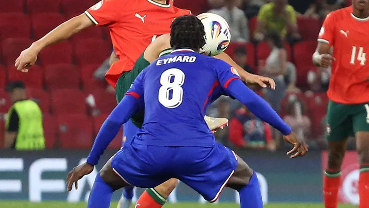 /images/p/o/r/portugal-vs-france-during-the-uefa-european-under-17-championship-2024-25-final-in-tirane-albania-on-june-1-2025-rafael-quintas-of-portugal-and-paul-eymard-of-france-fight-for-the-ball-during-the-uefa-european-under-17-championship-2024-25-final-football-match-portugal-vs-france-at-the-arena-kombetare-stadium-in-tirana-albania-on-may-26-2025-tirane-albania-copyright-xmaltonxdibraxjpg_1754511382934.jpg