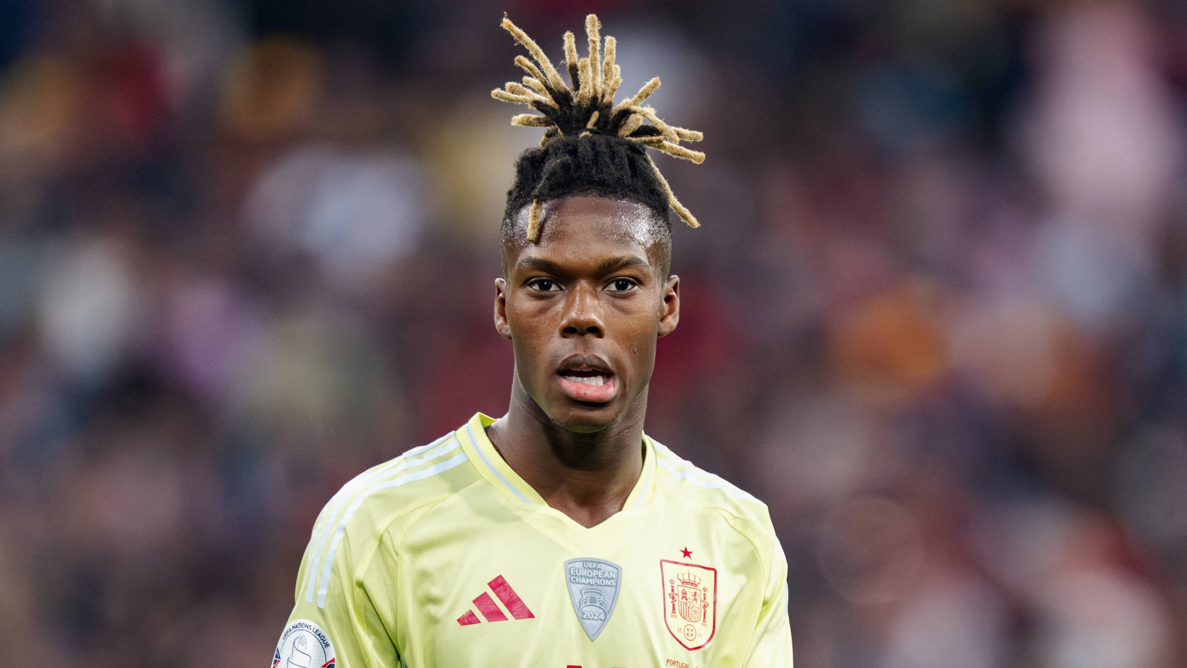 Barcellona, Deco vola a Ibiza, ma non per far festa: Nico Williams è in vacanza lì