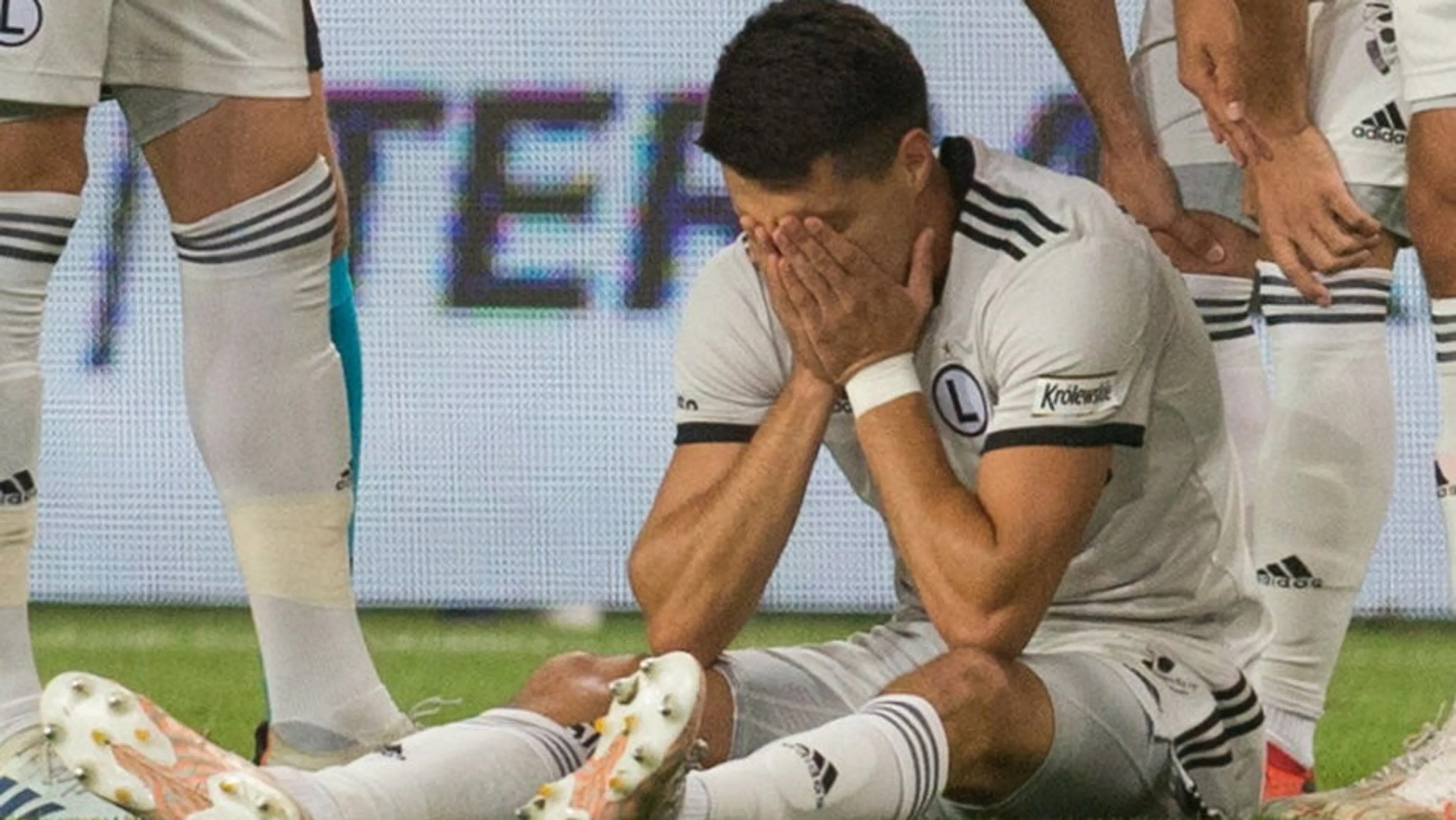 Copertina di Preliminari di Champions, segna e si rompe il crociato esultando: stop di 8-9 mesi