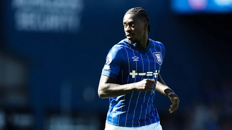 /images/p/r/e/premier-league-ipswich-town-v-brentford-axel-tuanzebe-of-ipswich-town-during-the-premier-league-match-ipswich-town-vs-brentford-at-portman-road-ipswich-united-kingdom-10th-may-2025-photo-by-izzy-poles-news-images-ipswich-portman-road-suffolk-united-kingdom-copyright-xizzyxpoles-newsximagesxjpg_1752519270278.jpg