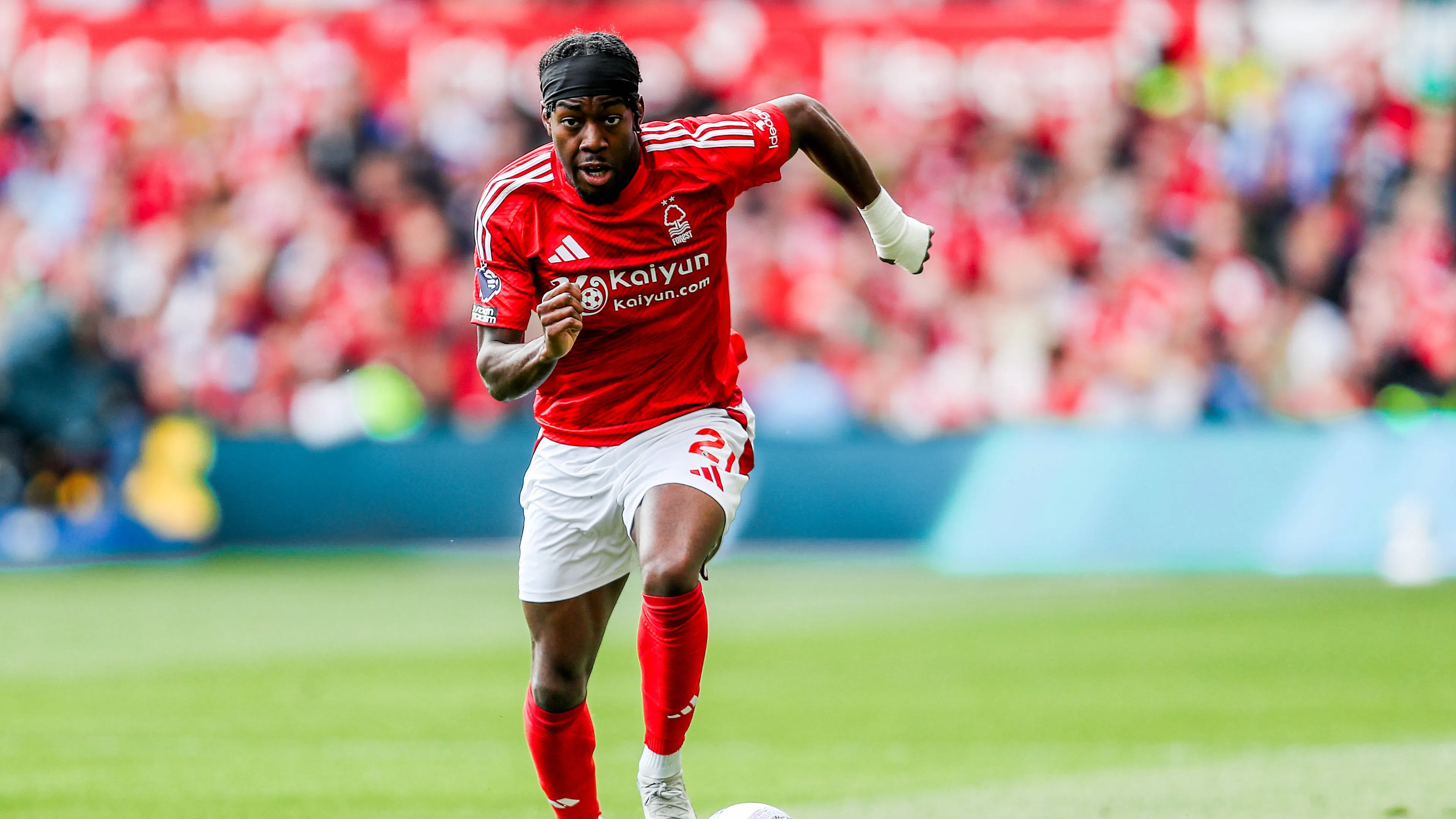 Super colpo del Newcastle: Elanga strappato al Nottingham per 55 milioni