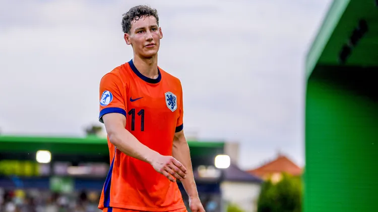 /images/p/r/e/presov-18-06-2025-tatran-arena-uefa-u21-u-21-euro2025-group-stage-match-between-netherlands-and-ukraine-netherlands-player-ruben-van-bommel-netherlands-u21-ukraine-u21-x29806436x-copyrightjpg_1750358672528.jpg